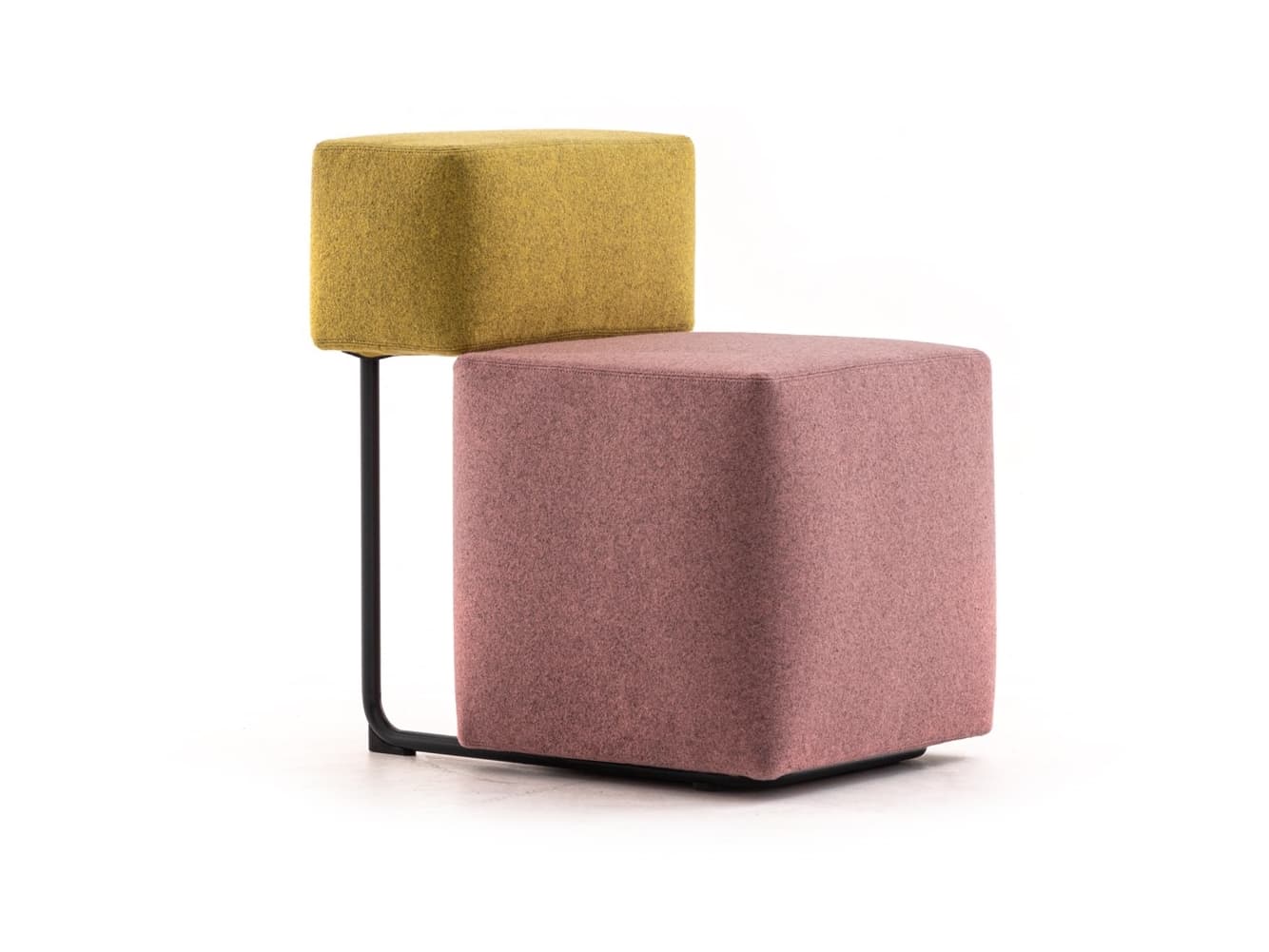 Moroso
SQUARE
Fabric easy chair — 1