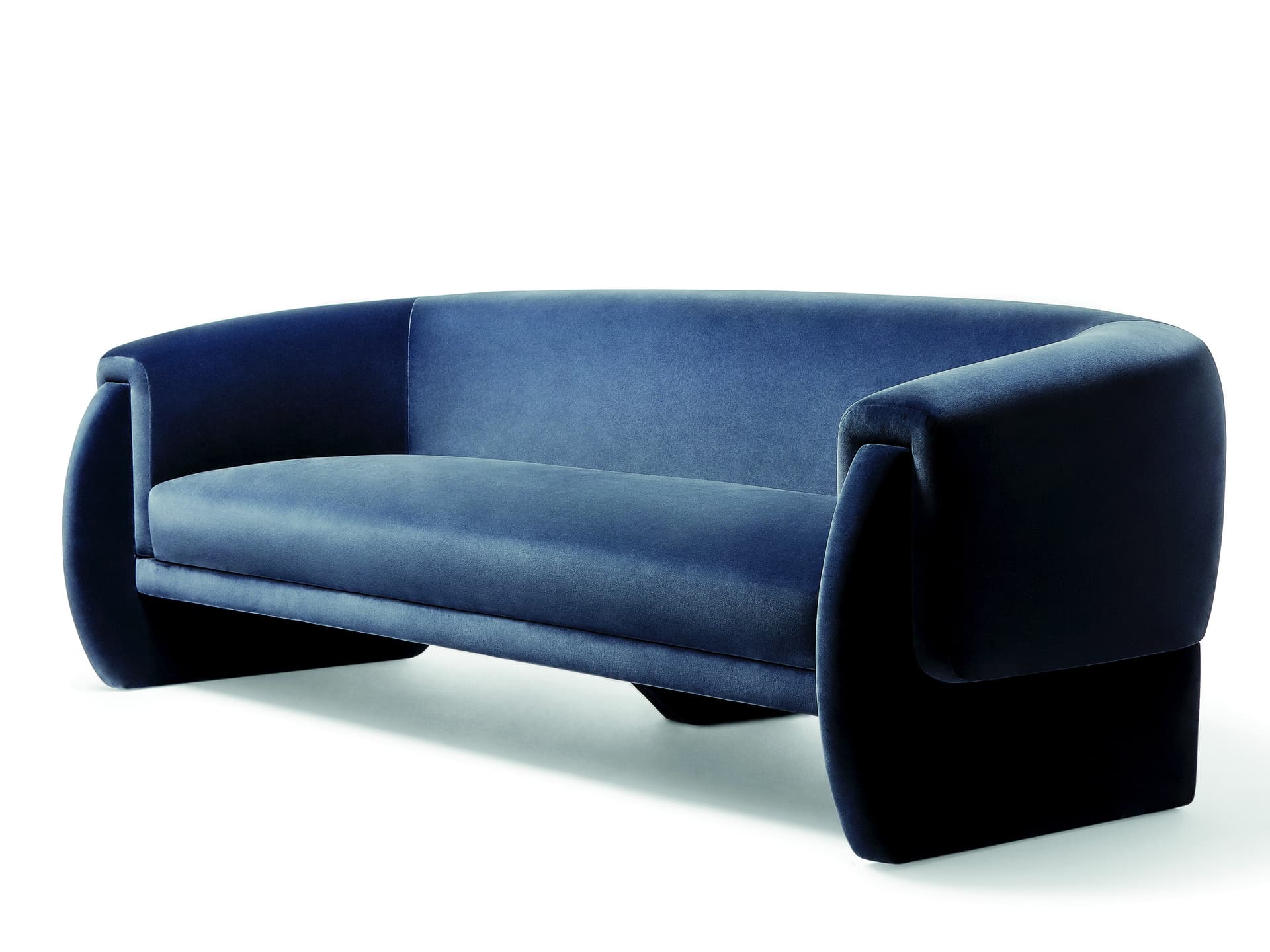 Munna
LUKE
3 seater velvet sofa — 2