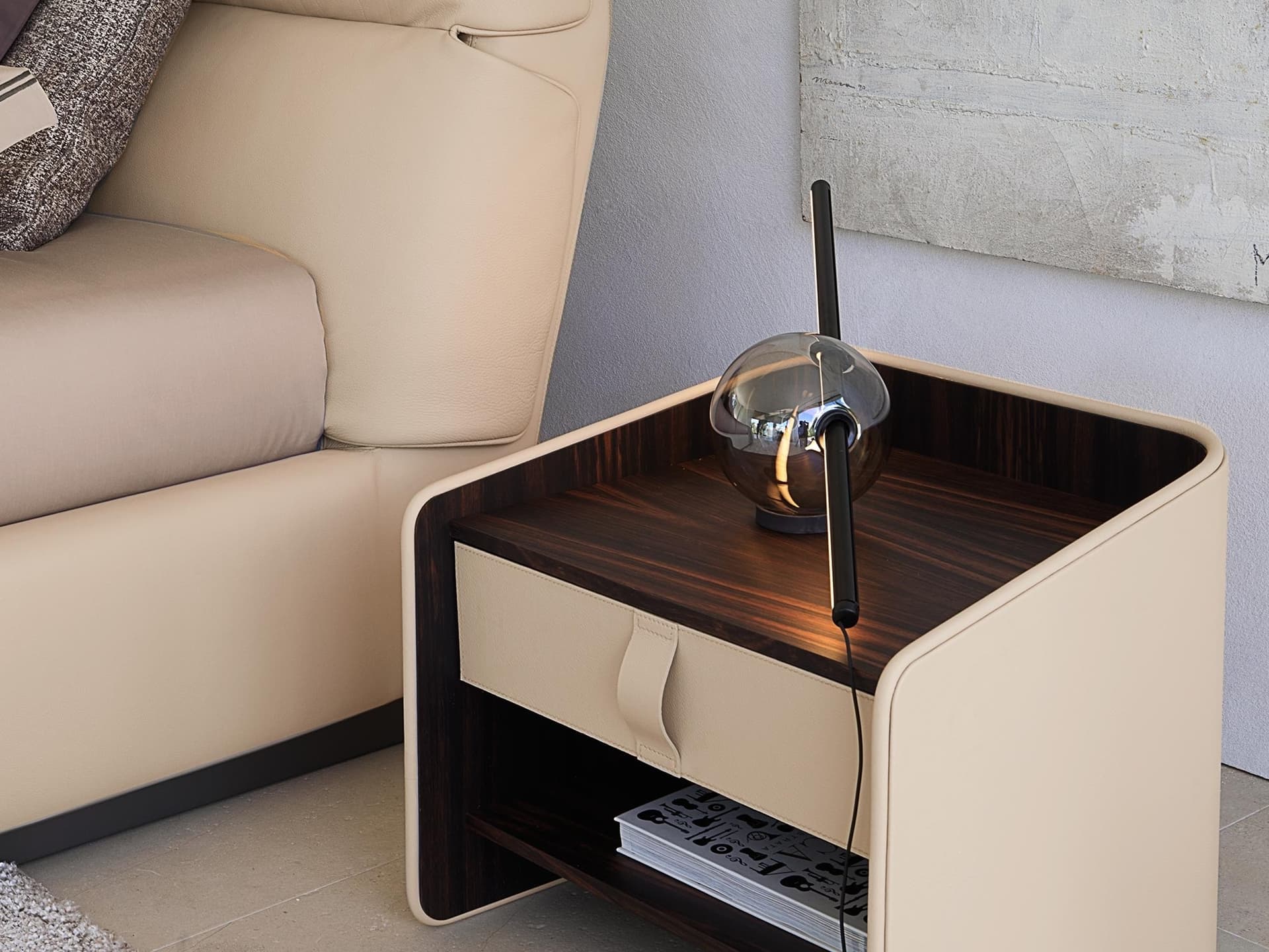Natevo
RUGIADA
LED table lamp — 7