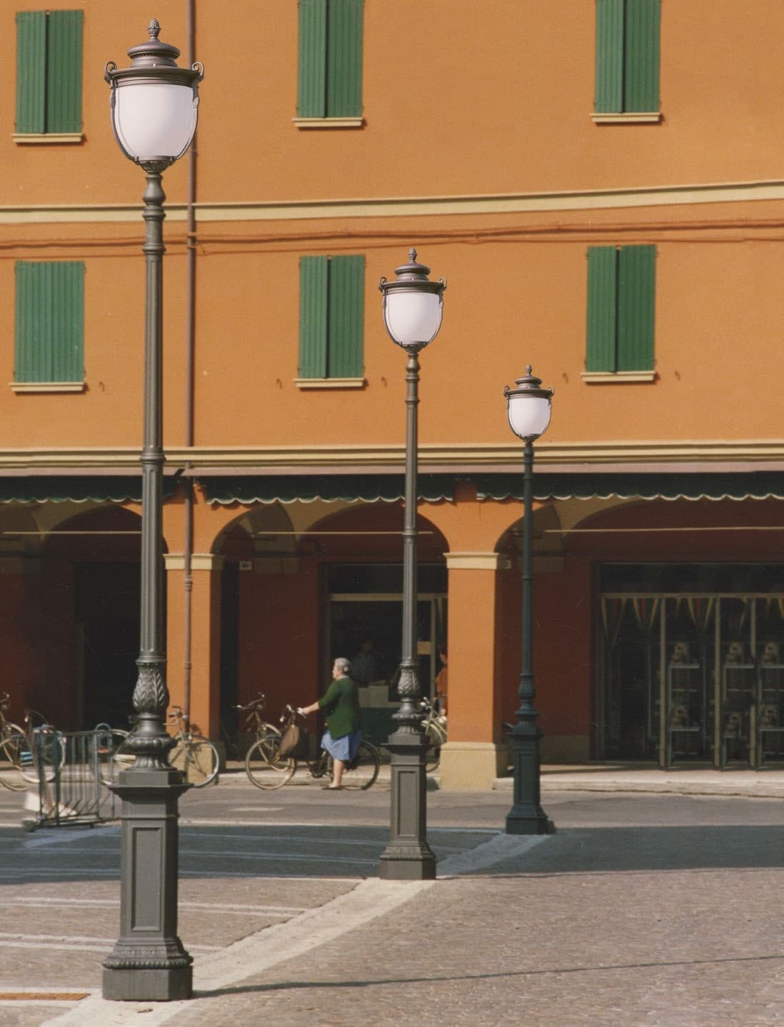 Neri
CASTORE
Street lamp — 3