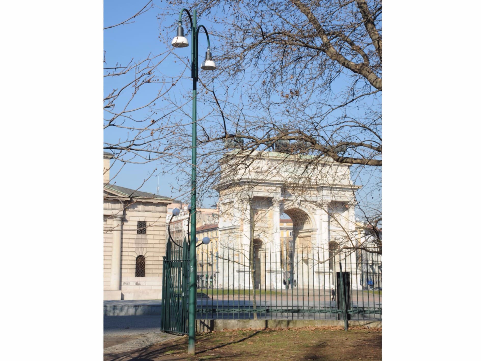 Neri
NOVA
LED street lamp — 1