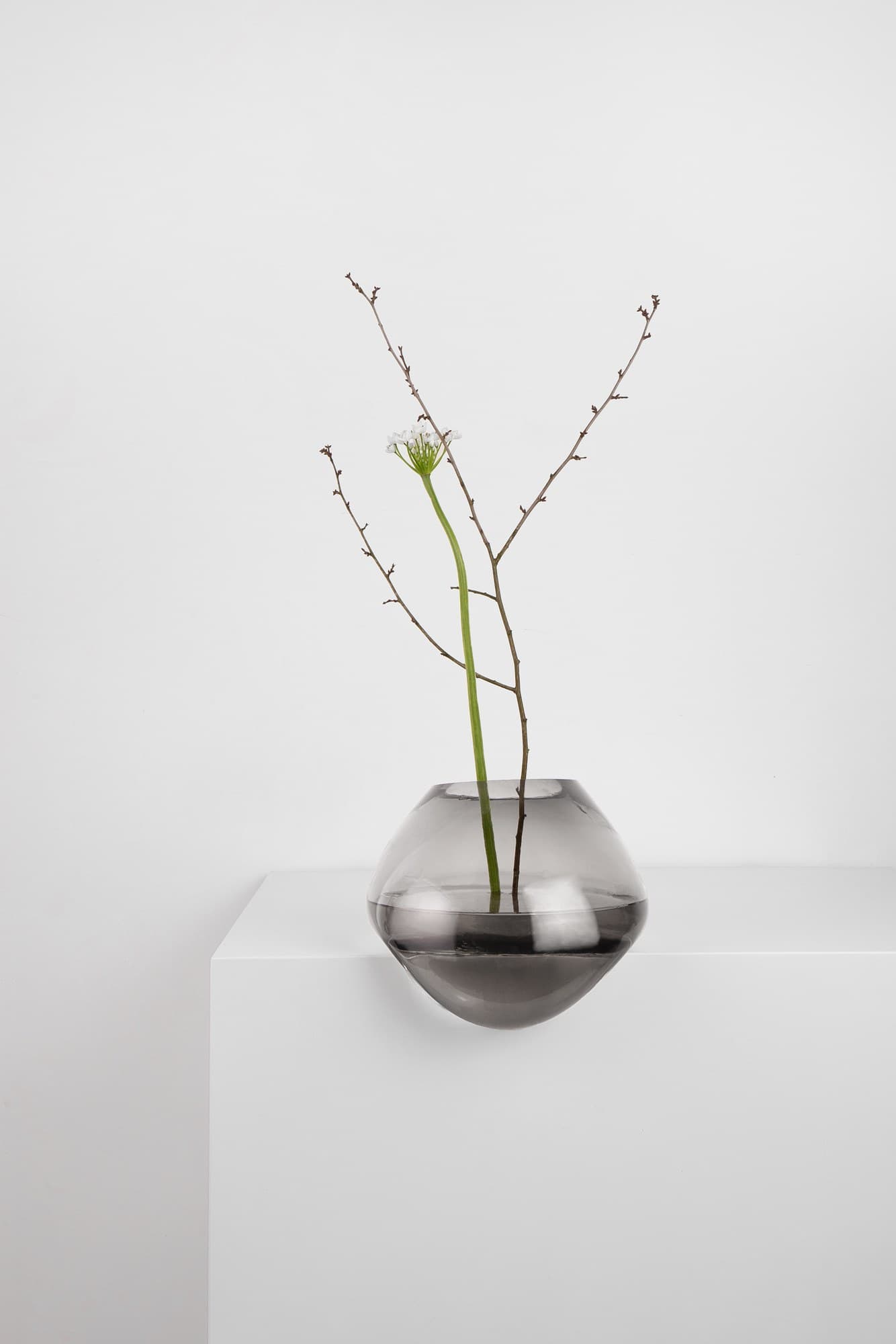 NOOM
GUTTA CS3
Blown glass vase — 4