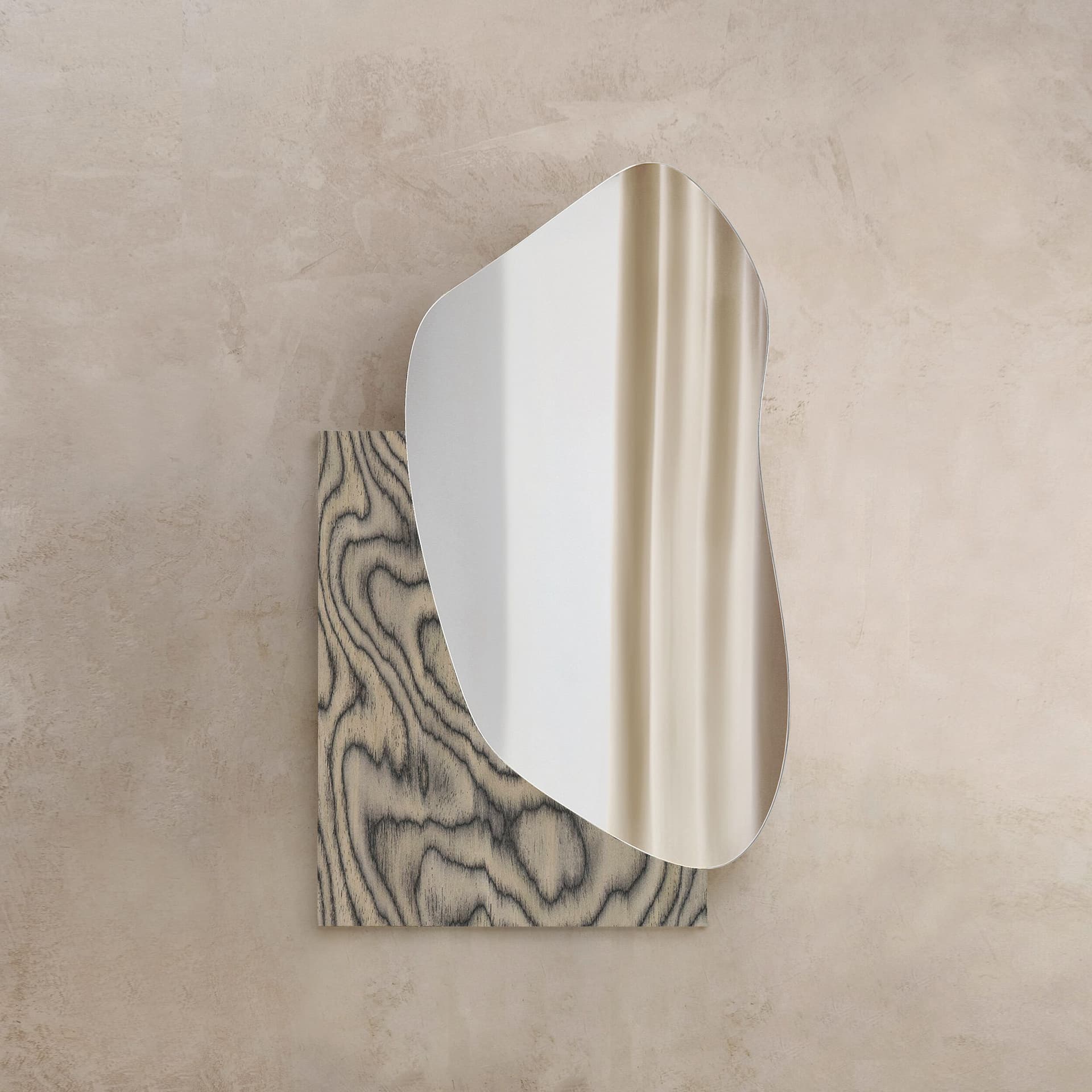 NOOM
LAKE 1
Wall-mounted mirror — 10