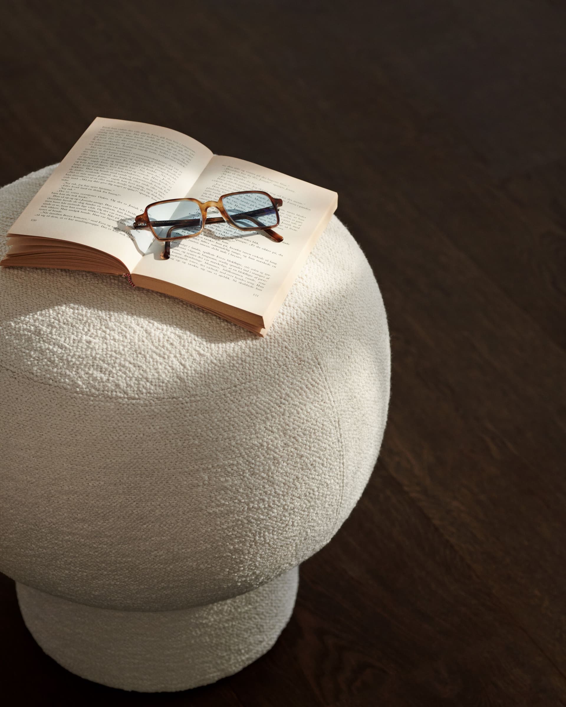 NORR11
LIÈGE
Round fabric pouf — 14