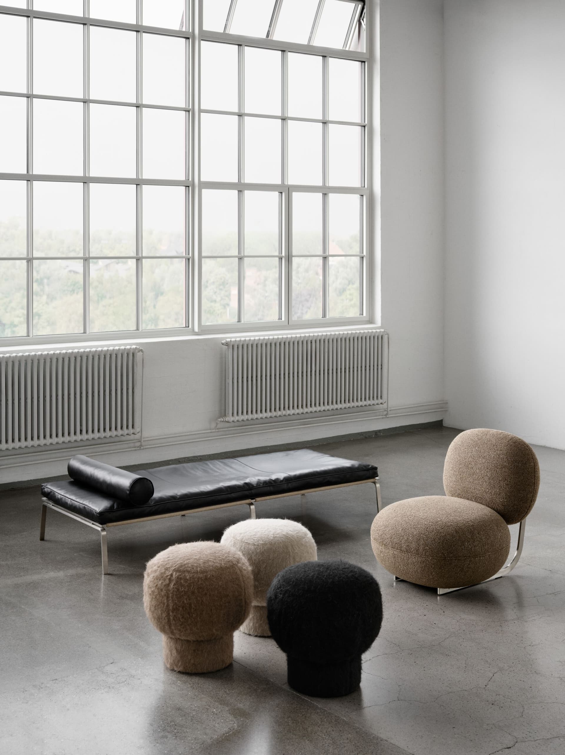 NORR11
LIÈGE
Round fabric pouf — 9