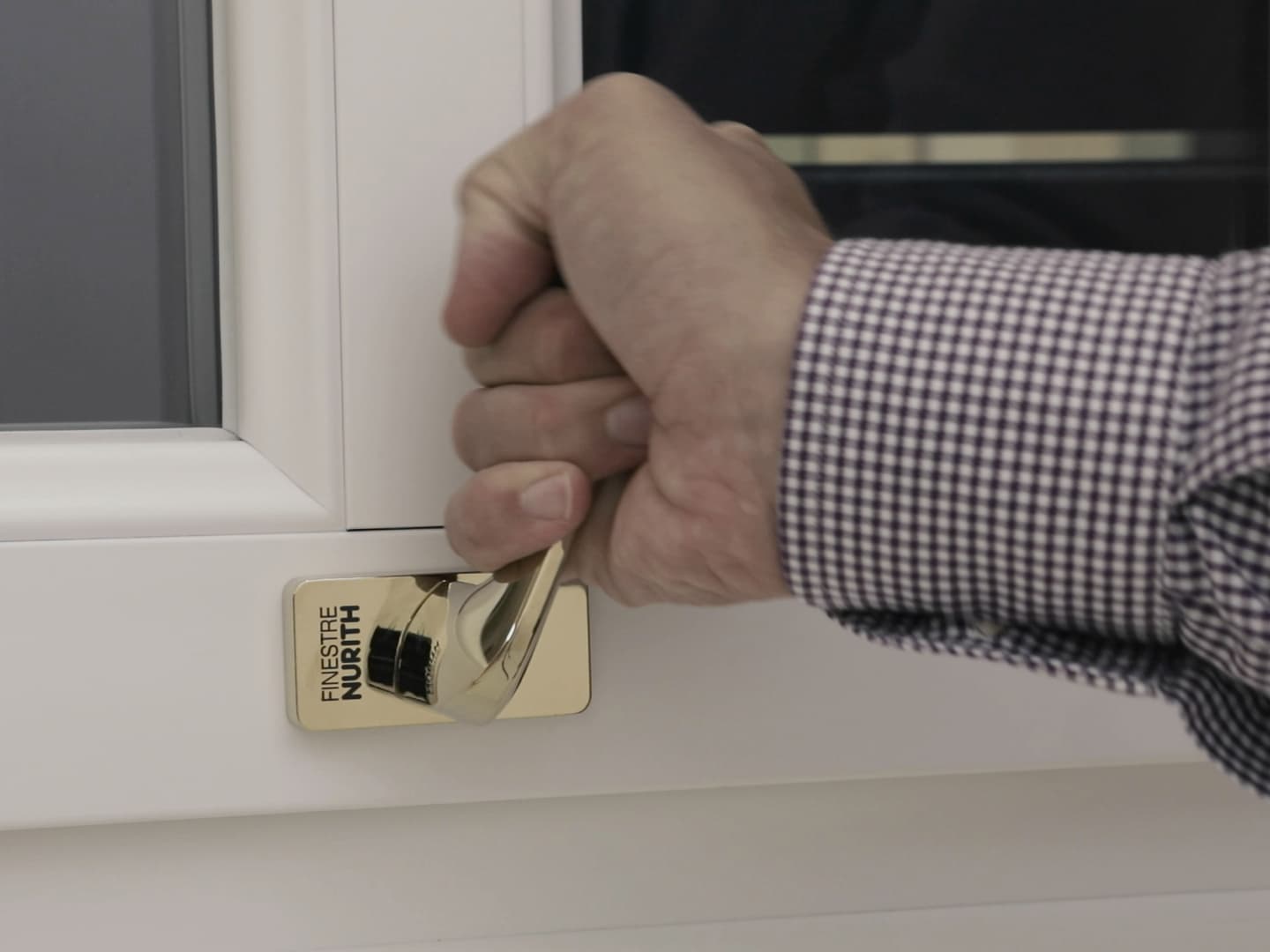 NURITH
EASYUSE
Window handle — 1