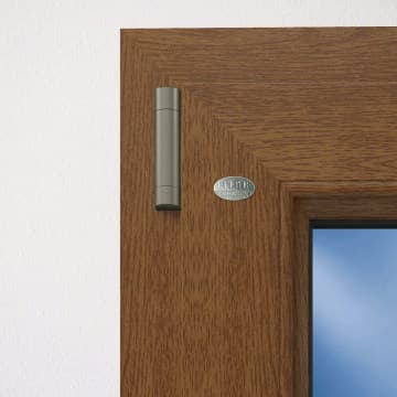 NURITH
YOUNG
PVC patio door — 13