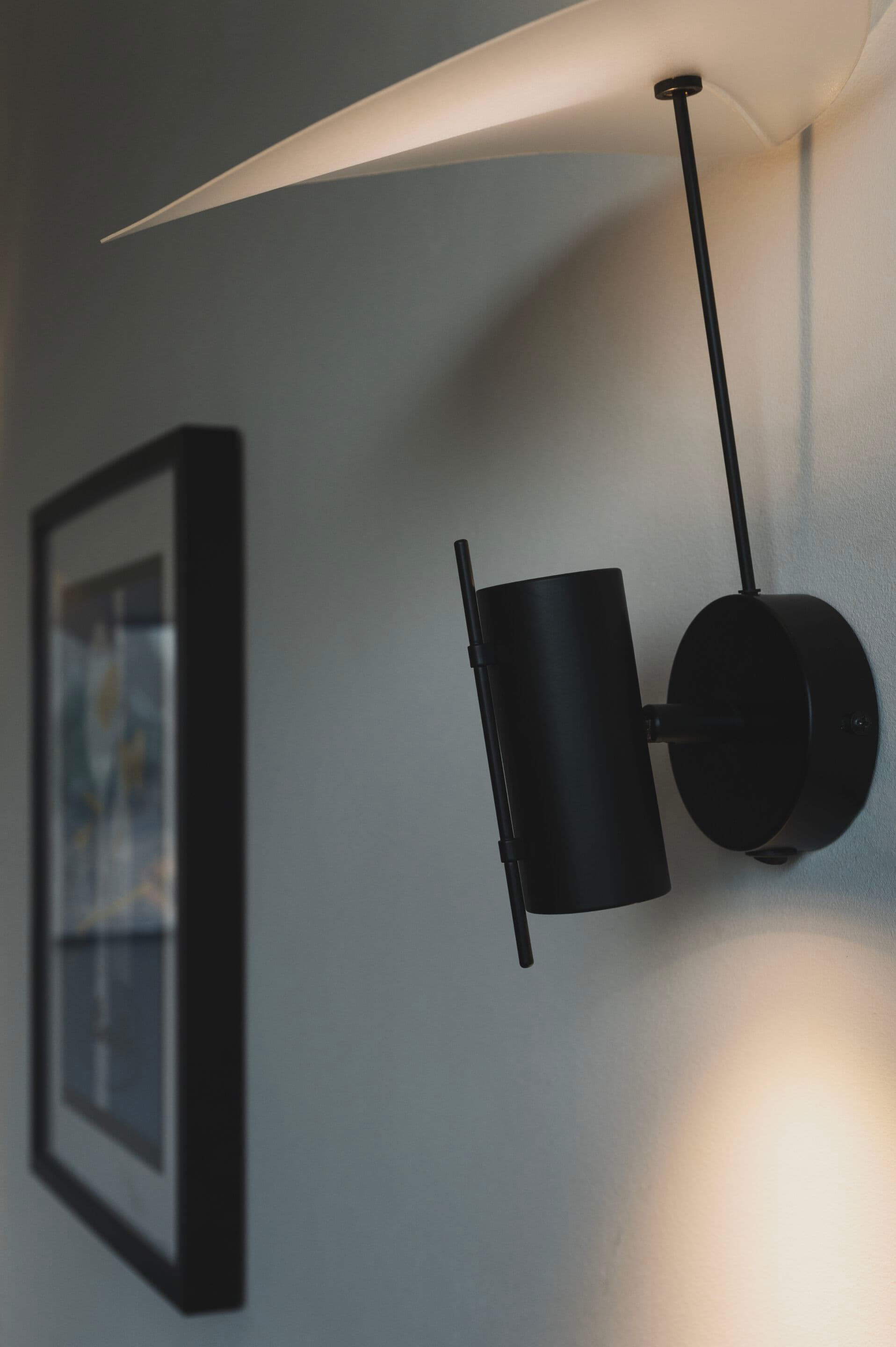 OliveLab
STILLA
Wall lamp — 6