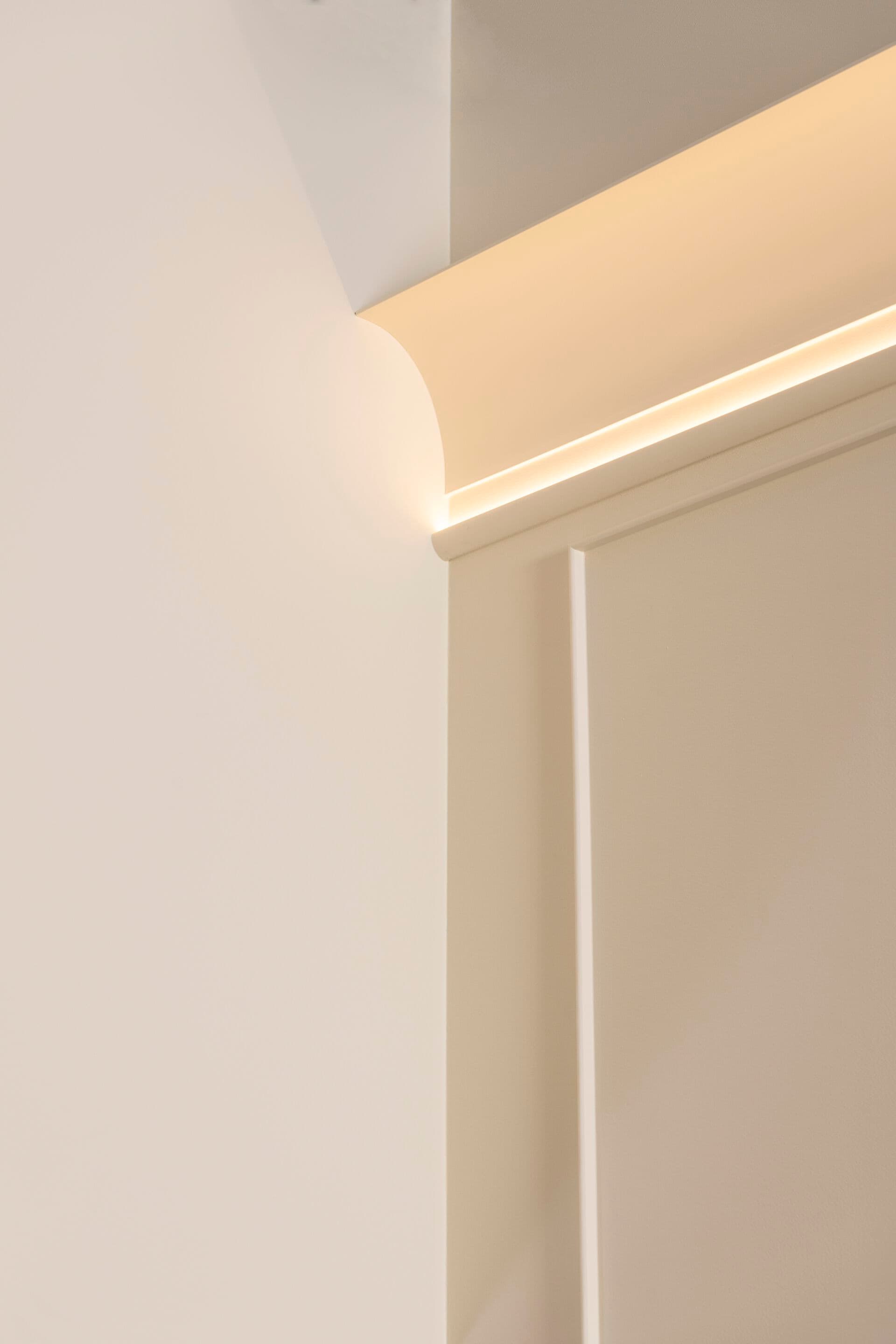 Orac
C990
Coving — 4