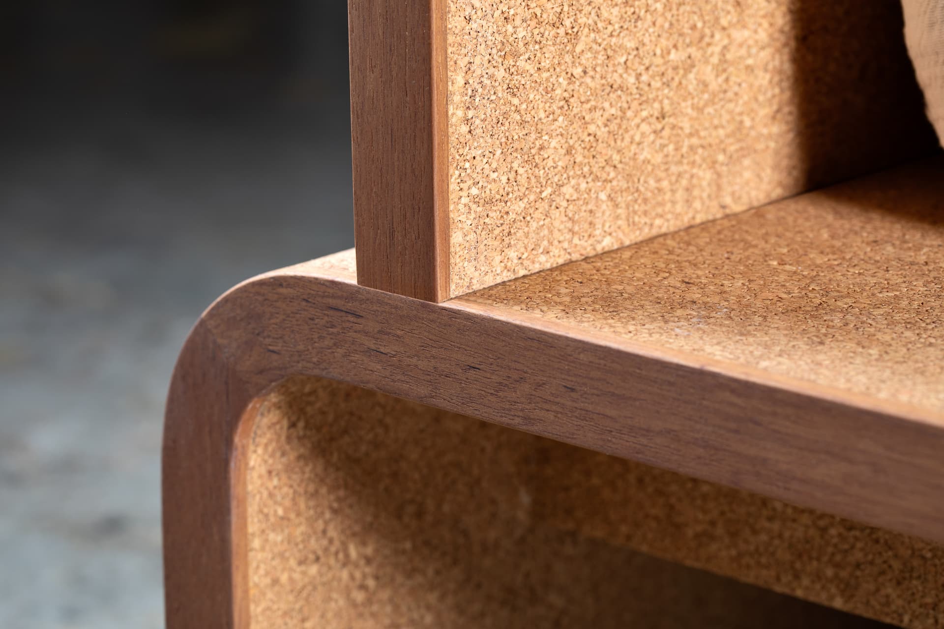 OTQ
BISU
Cork double bed — 16