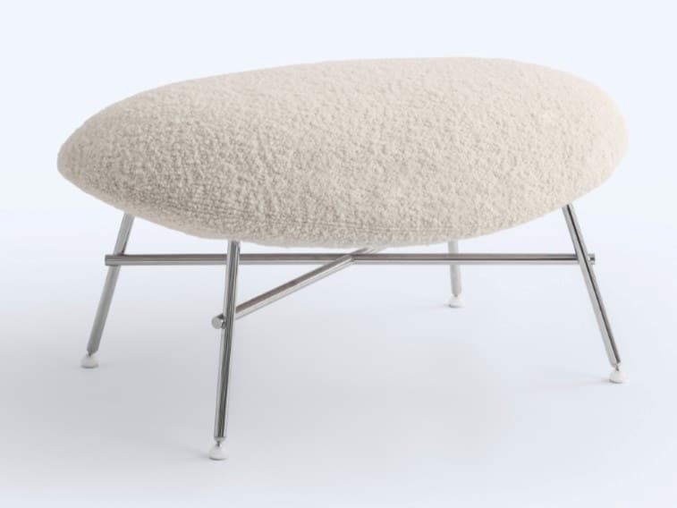 PIAVAL
CLOCHE
Oval fabric pouf — 1