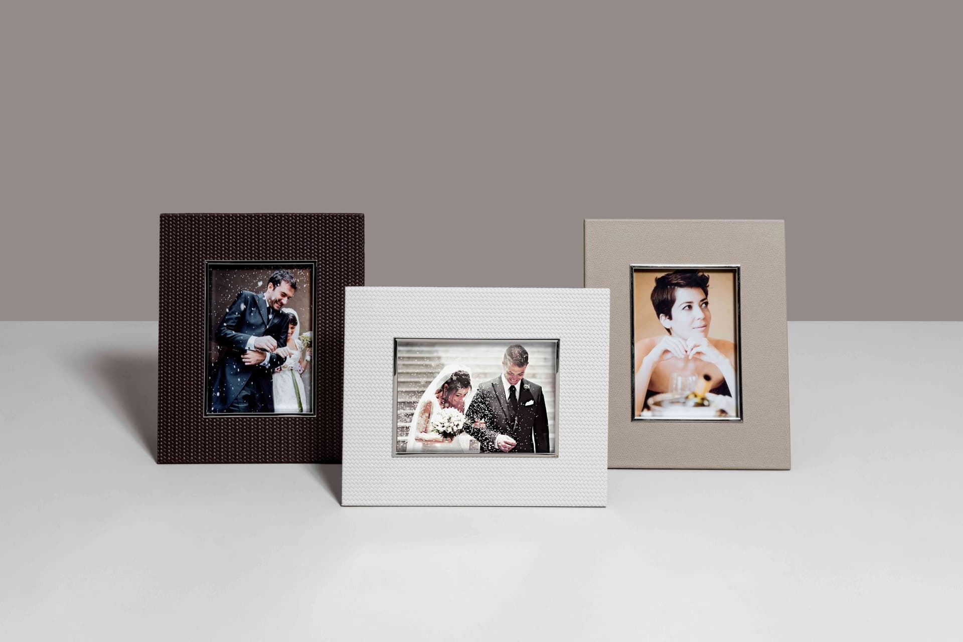 Pinetti
FRAME
Calfskin frame — 10