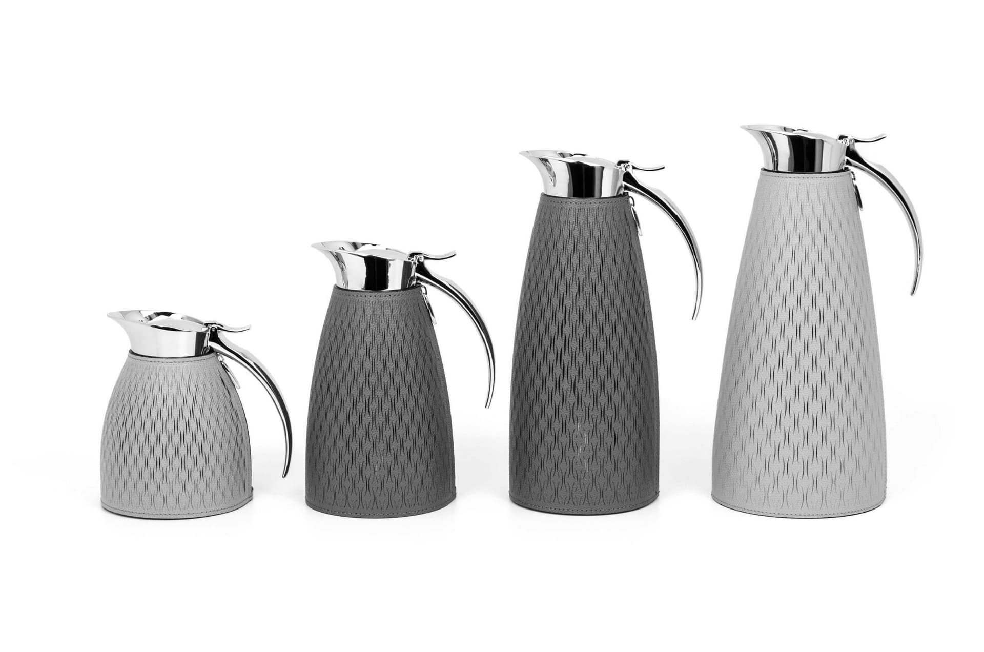 Pinetti
STYLE
Steel jug — 9