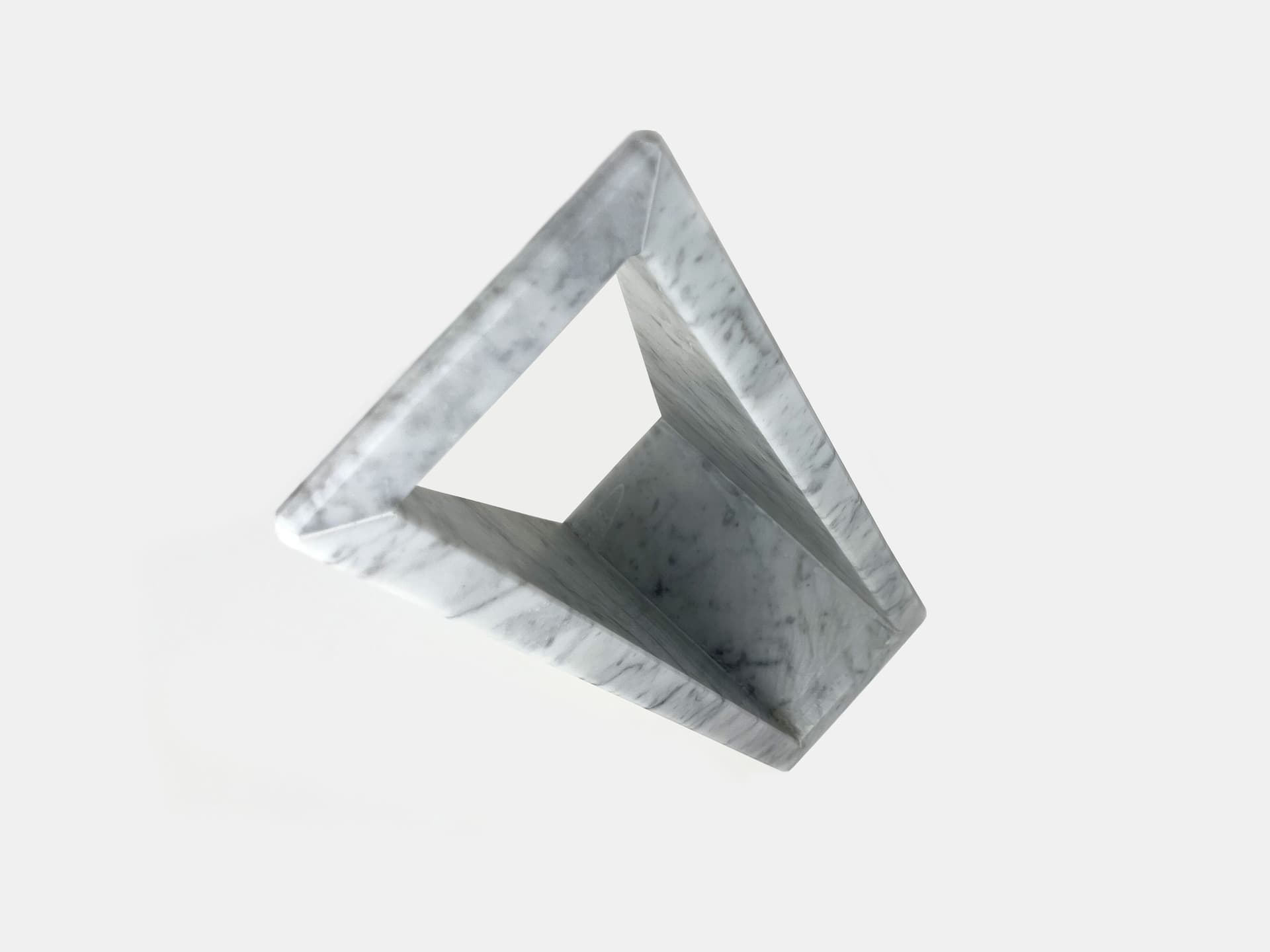 Pistore Marmi
ARIA
Bookend — 3