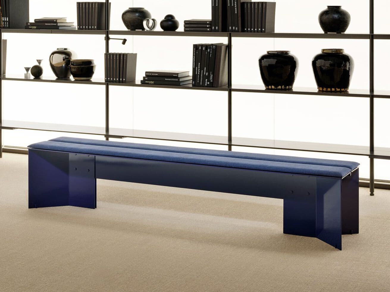 Porro
ORIGATA
Aluminium bench — 2