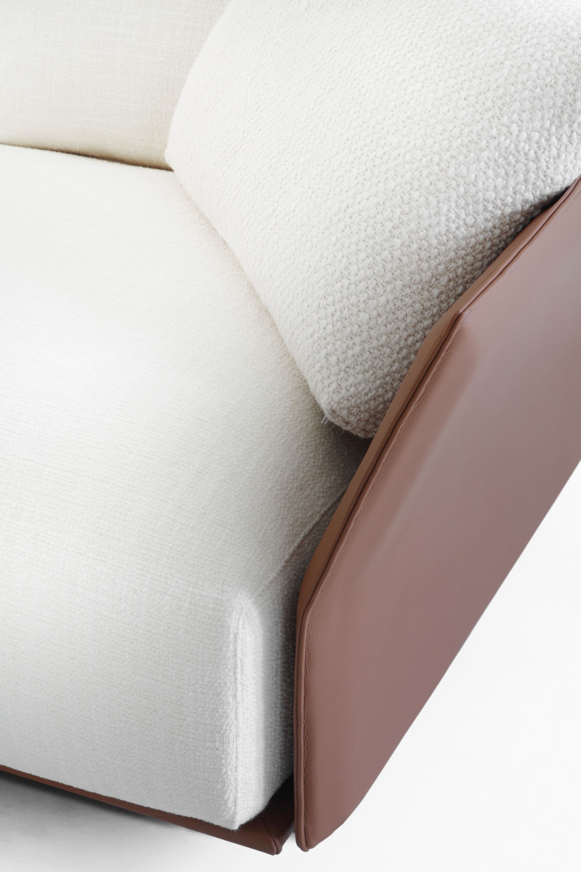 Porro
TOBU
Modular fabric sofa — 9