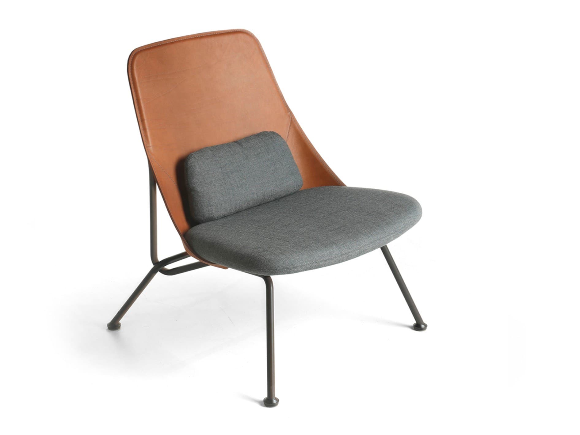 Prostoria
STRAIN
Easy chair — 1