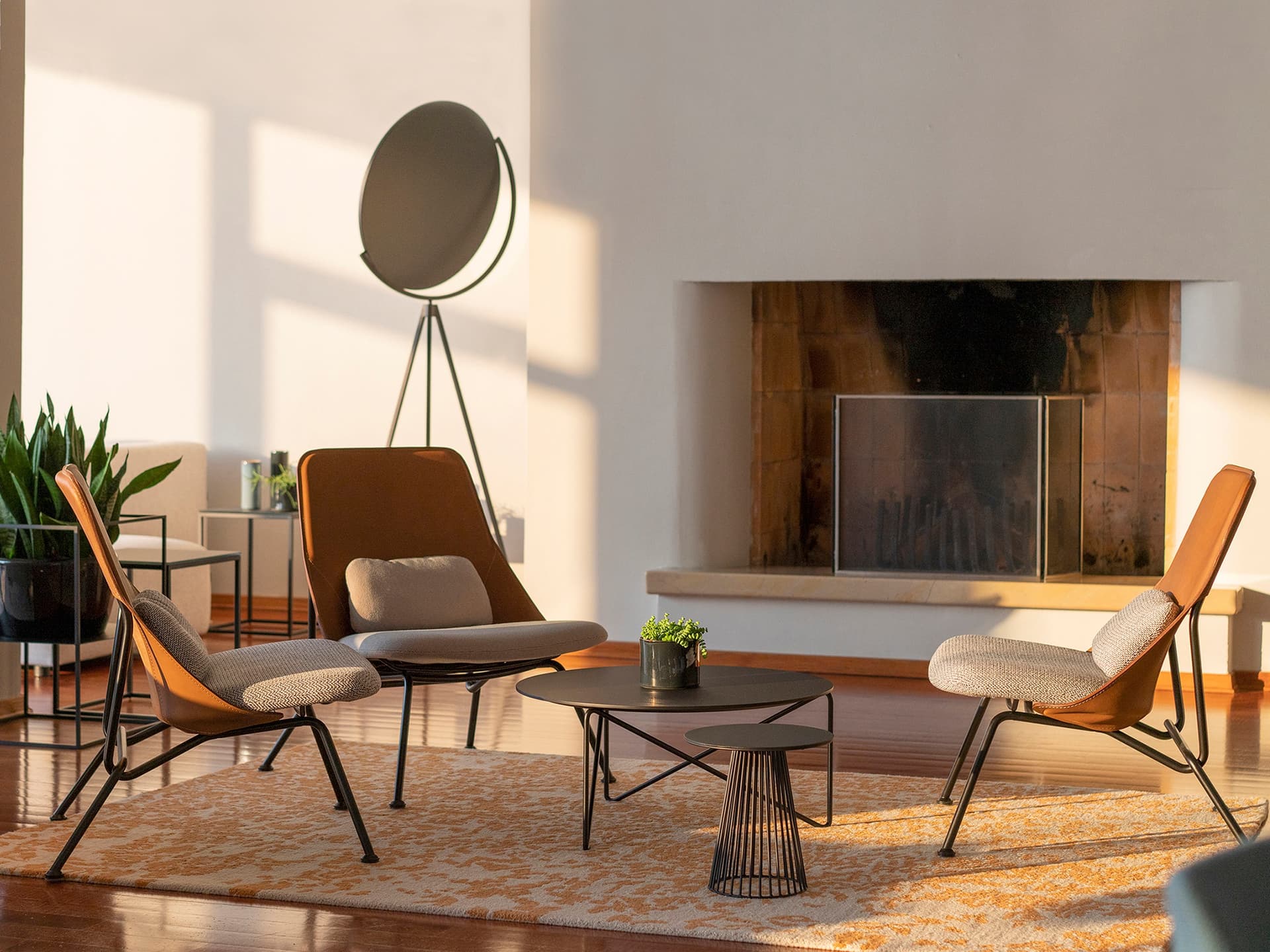 Prostoria
STRAIN
Easy chair — 9