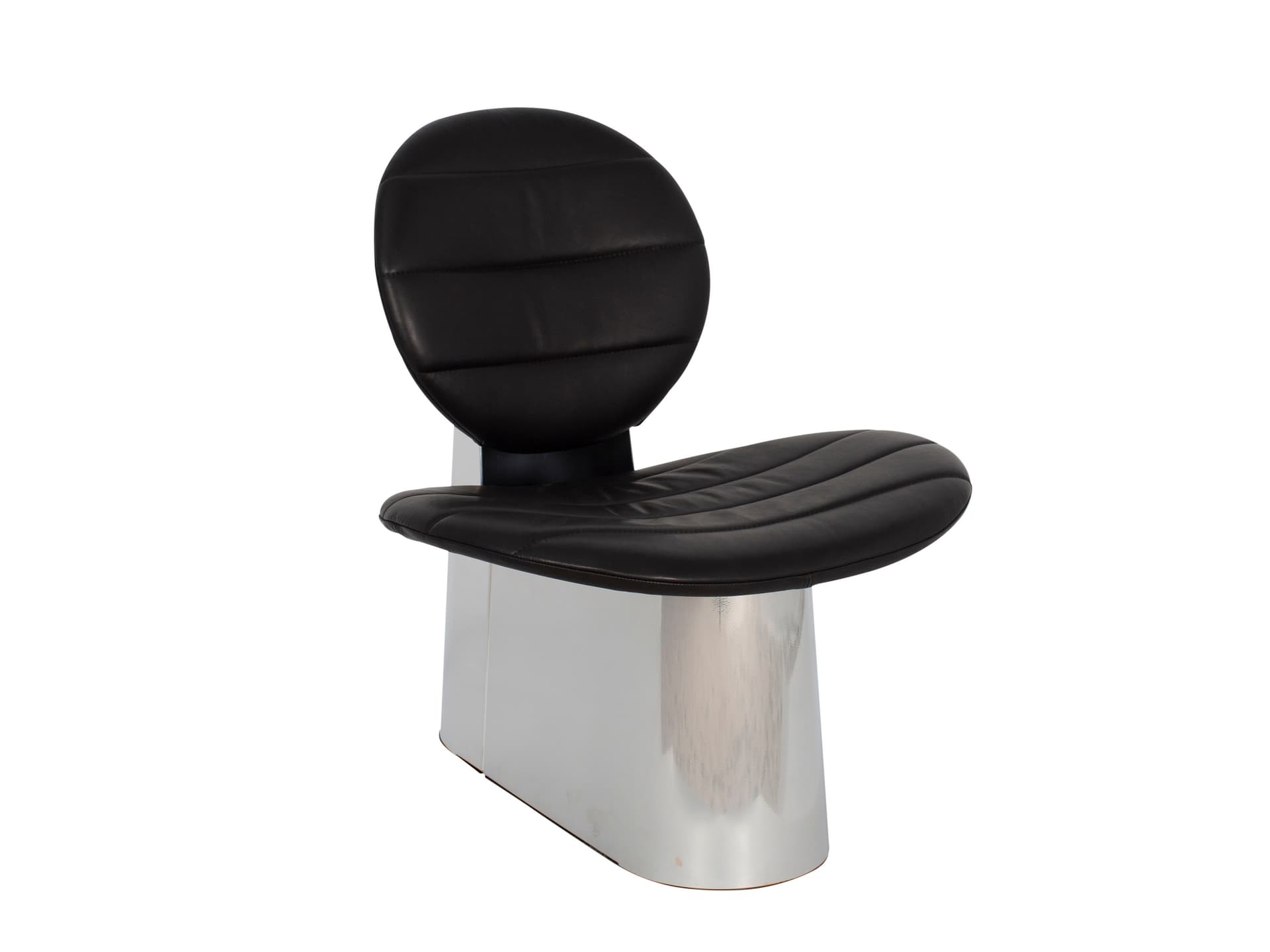 Pulpo
PILOTA
Easy chair — 17