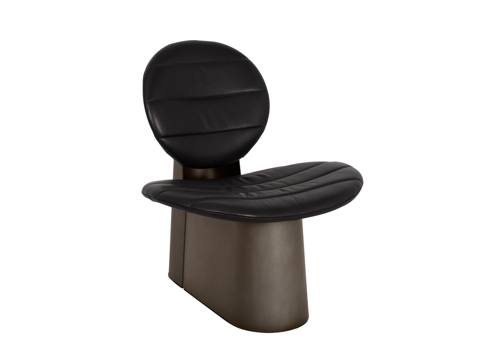 Pulpo
PILOTA
Easy chair — 35