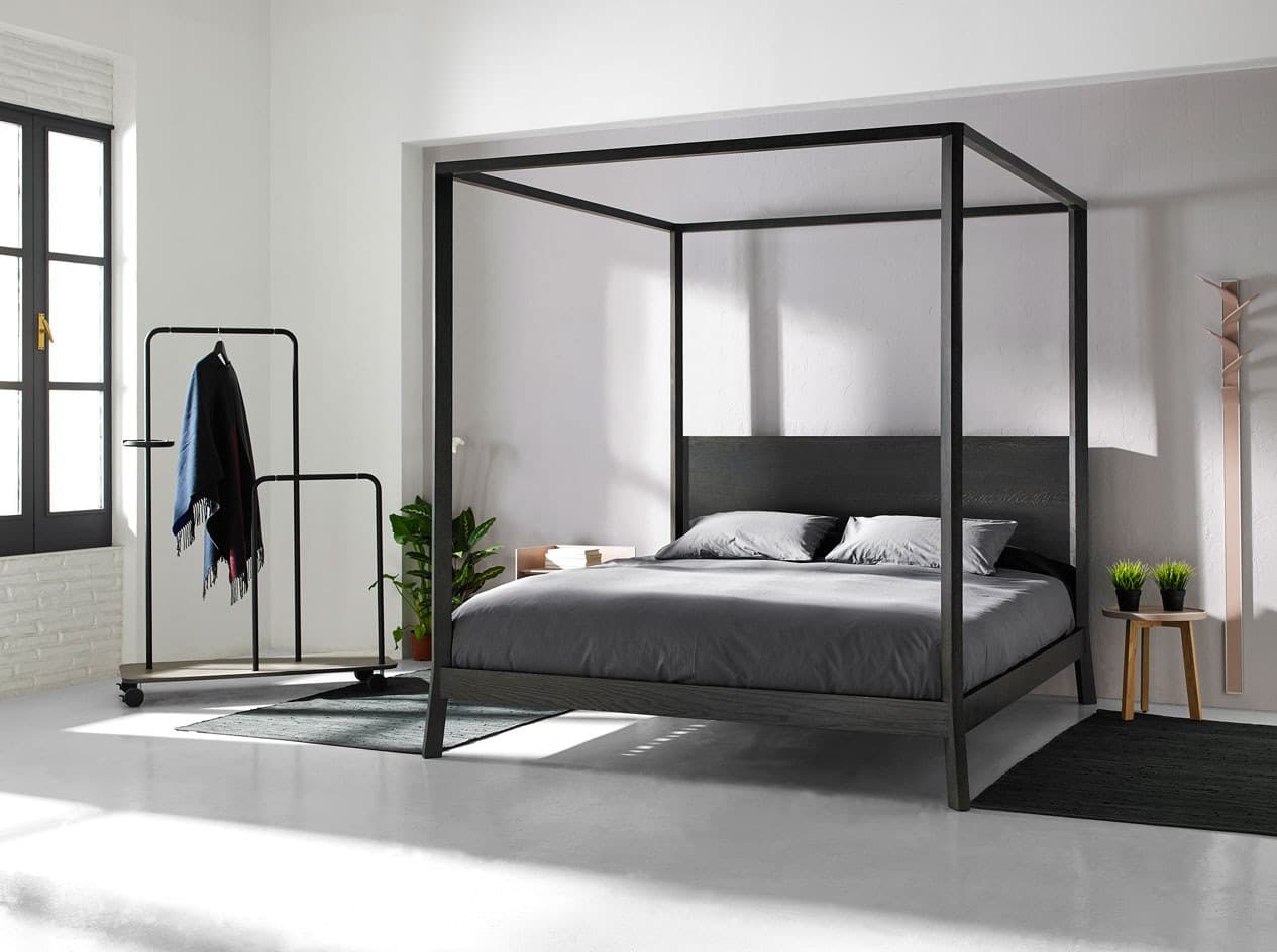 Punt
BREDA
Solid wood double bed — 5