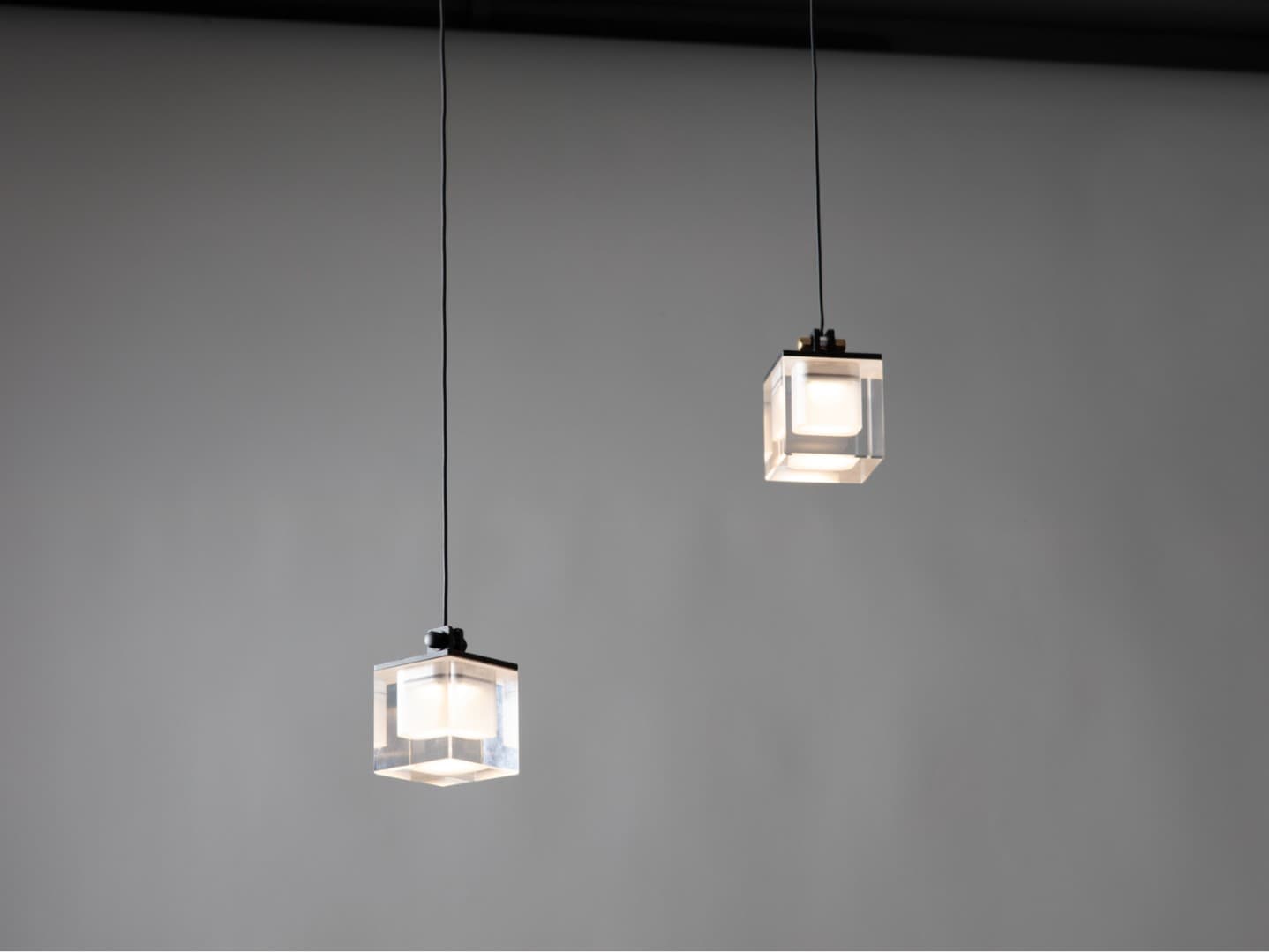 PURALUCE
CUBO
LED pendant lamp — 1