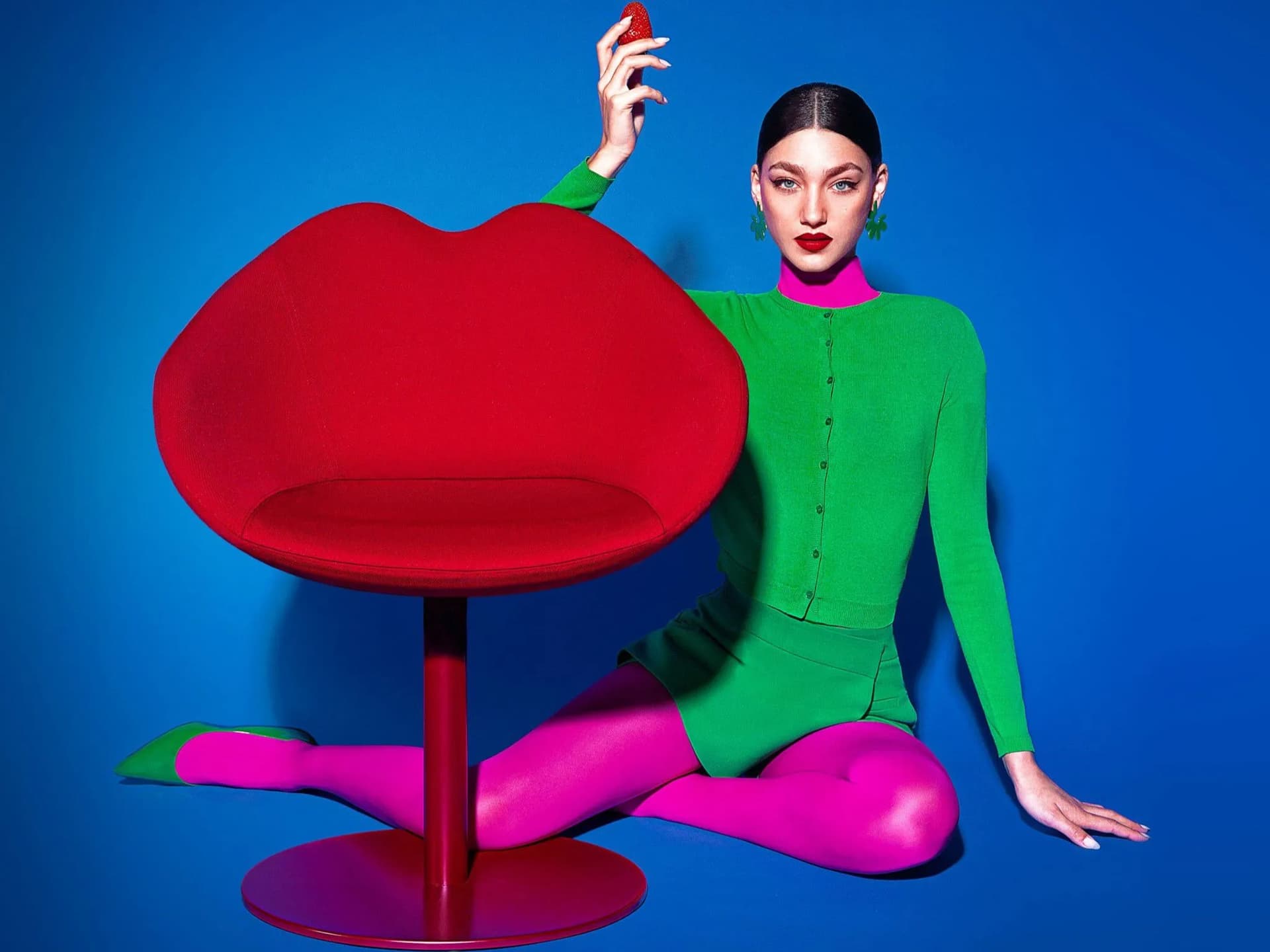 Qeeboo
XOXO
Fabric chair — 3
