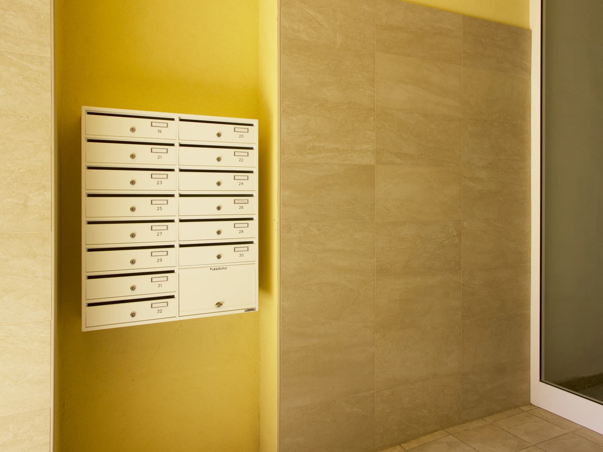 RAVASI FXB/86B - Почтовый ящик — 1