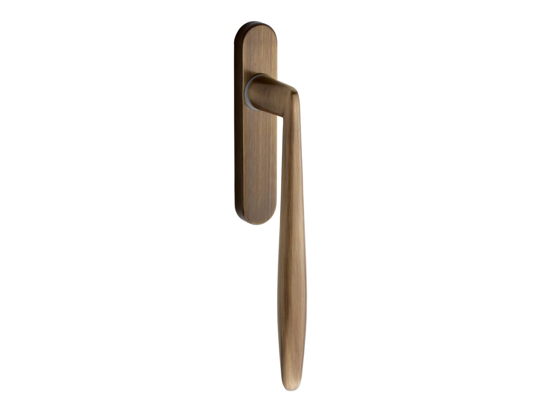 Reguitti
ALISÈ
Brass pull handle — 1