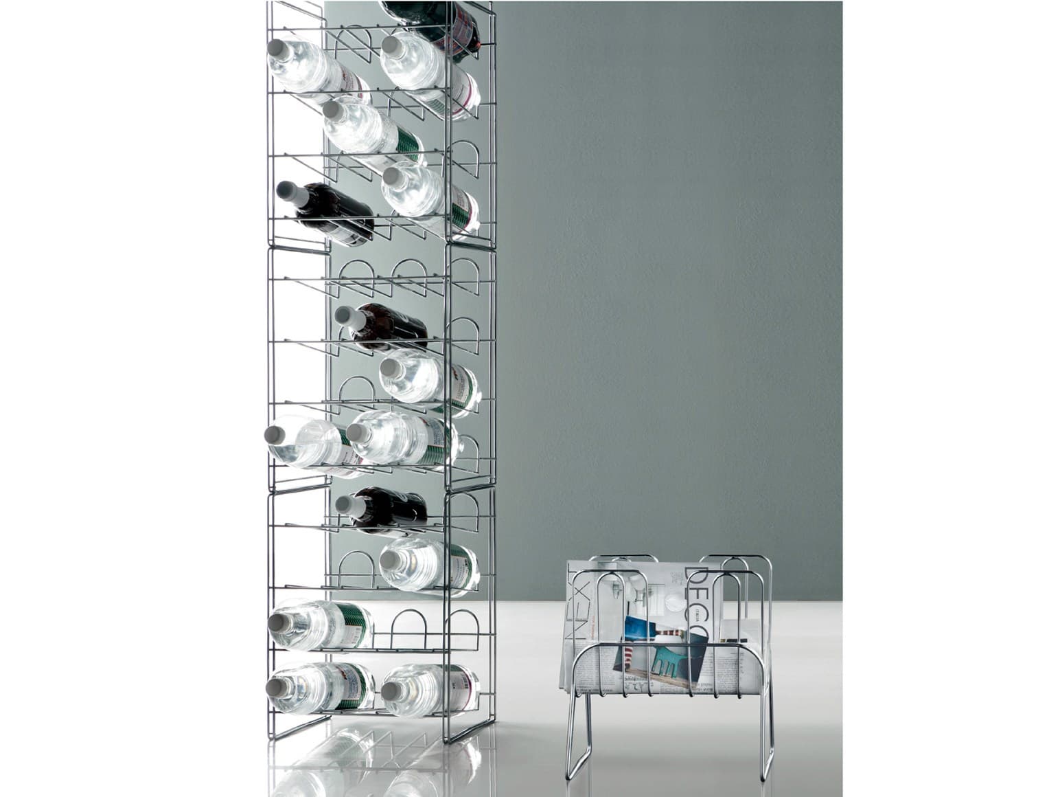 REXITE
PRESS
Steel magazine rack — 3