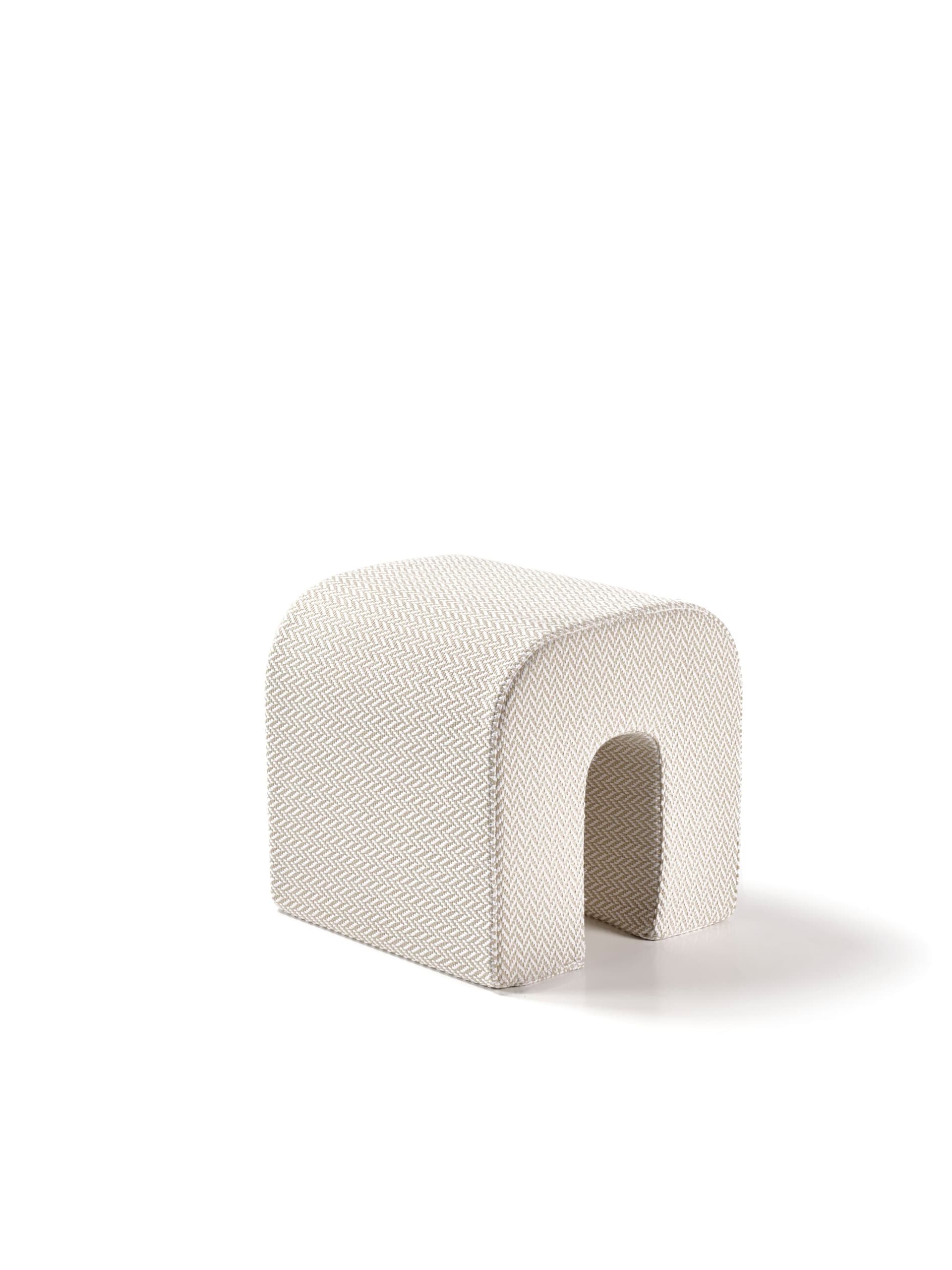 RIVATELIER
PIXEL
Fabric pouf — 14
