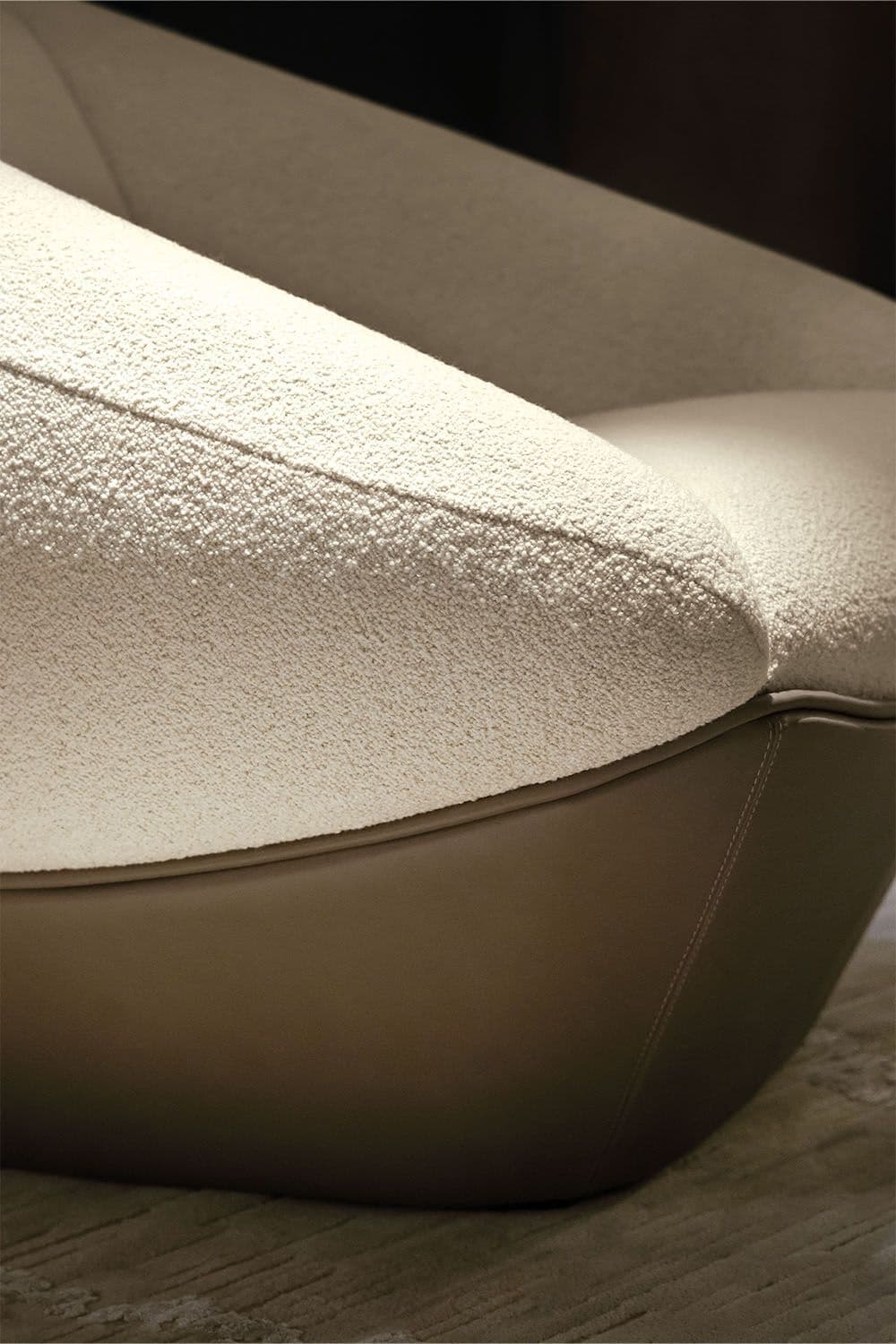 Rugiano
ISIDE
Armchair — 6