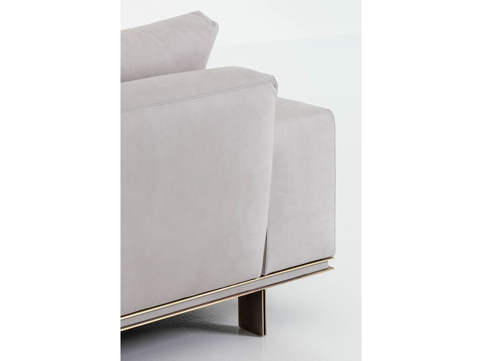 Rugiano
MEMPHIS
Straight sofa — 14