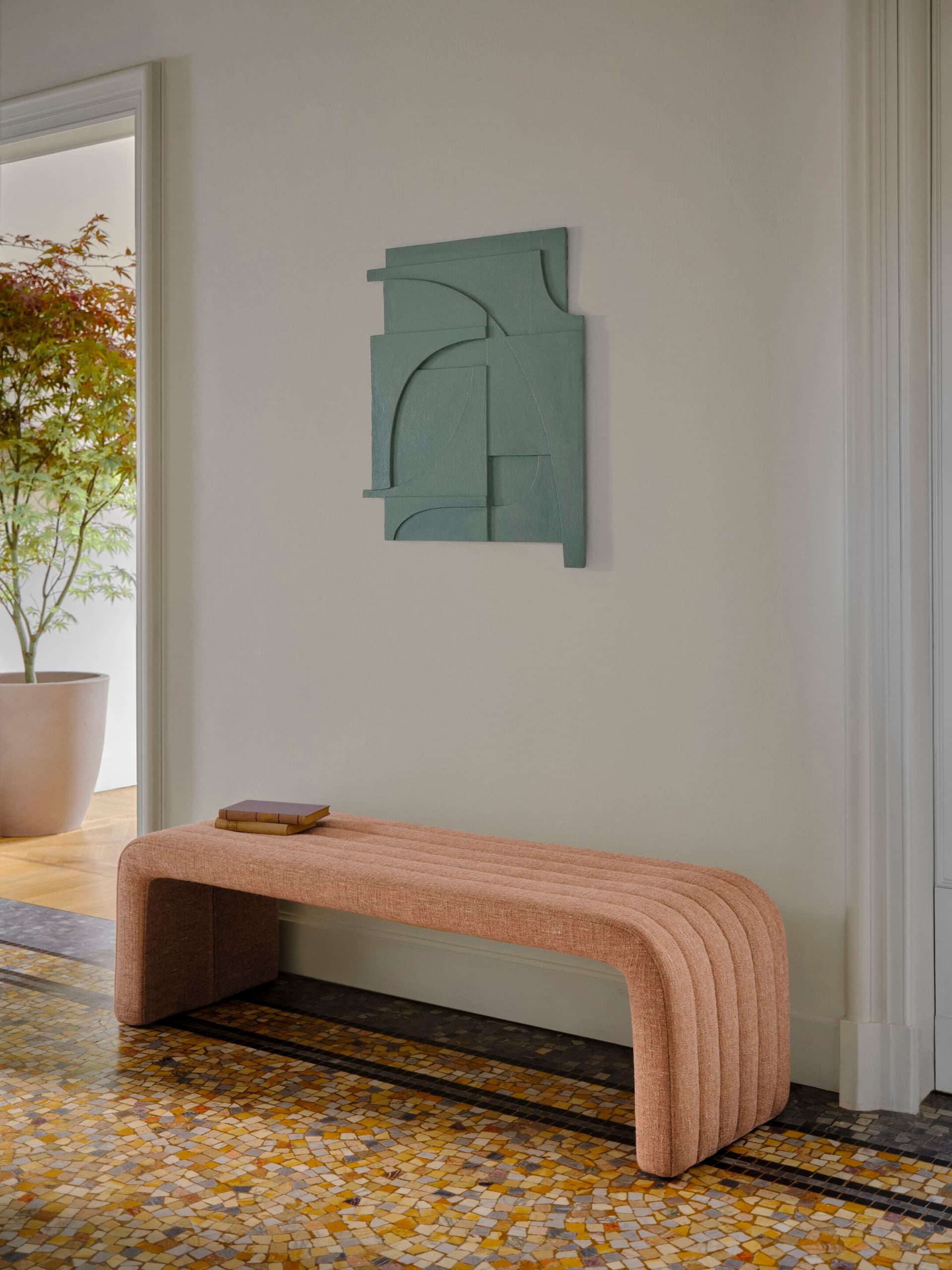 Saba Italia
METIS
Fabric bench — 4