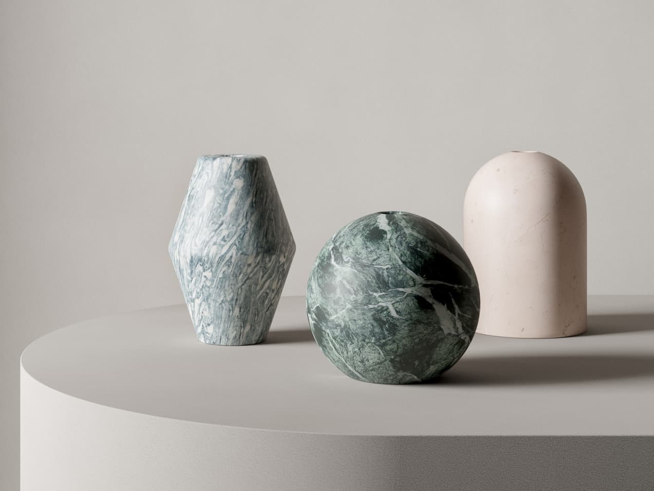 Salvatori
MONO
Stone vase — 1