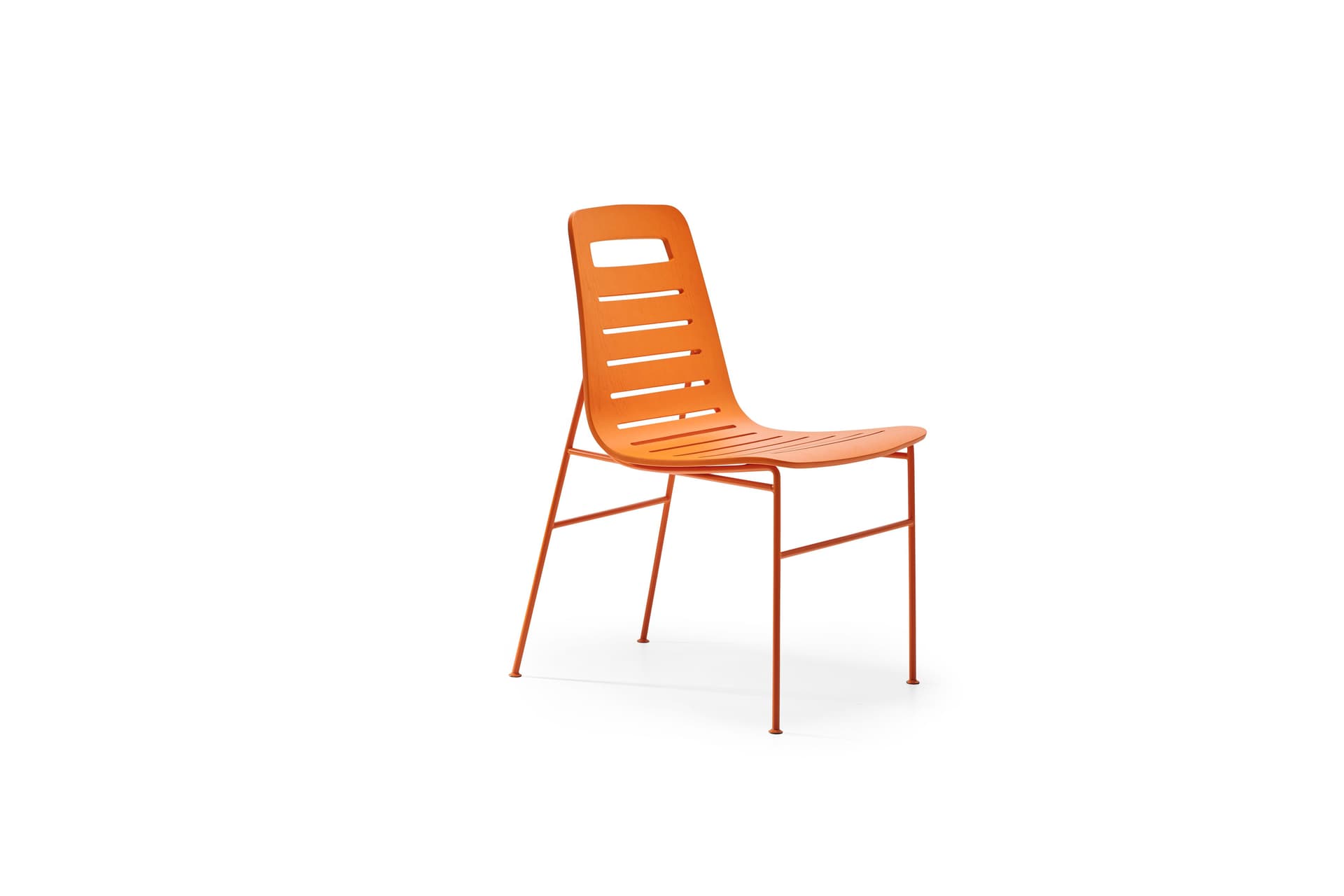 SANCAKLI
GÜN
Wooden chair — 15
