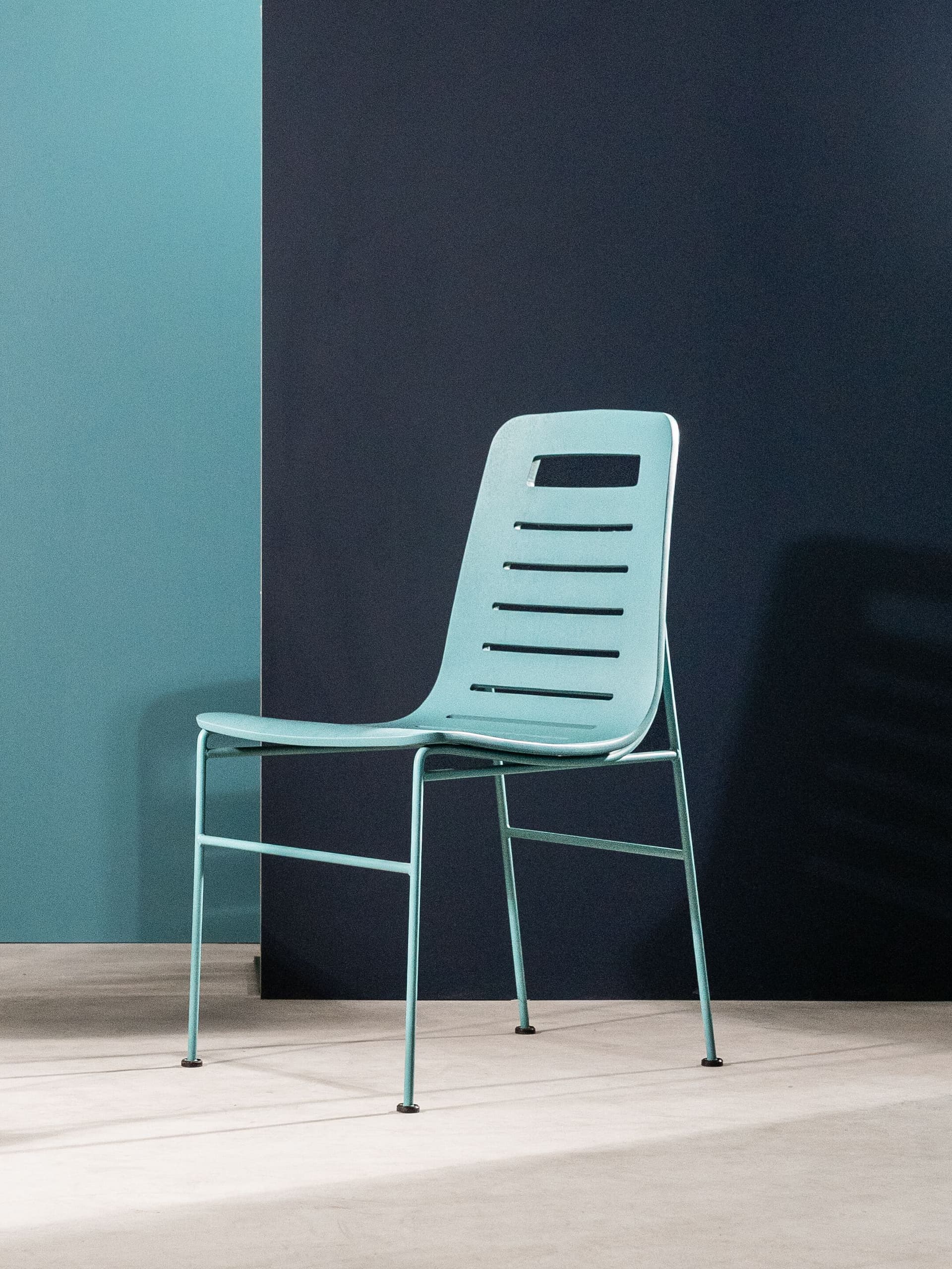 SANCAKLI
GÜN
Wooden chair — 5