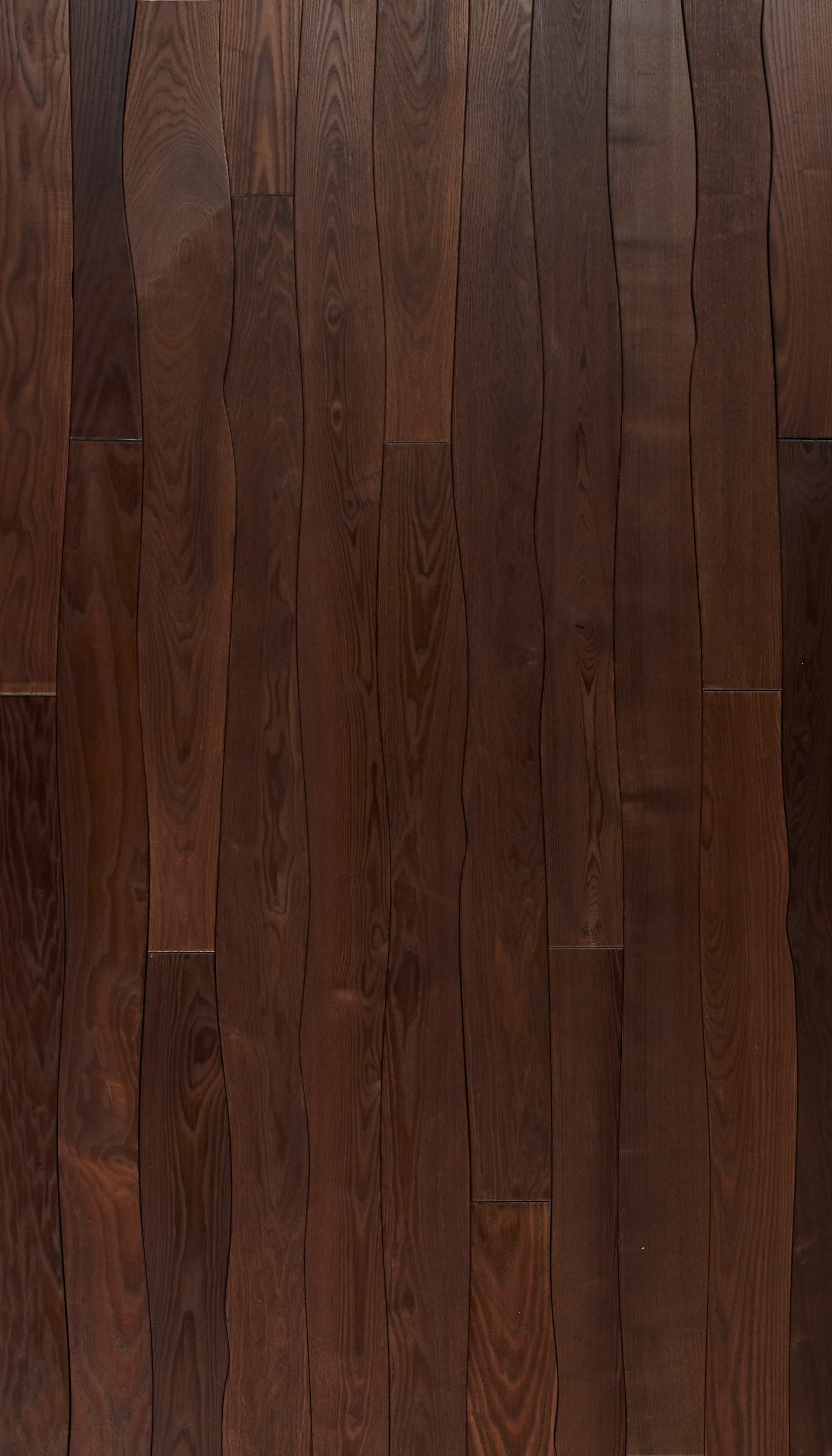 Sapiens
THERMO WAVE
Ash decking — 3