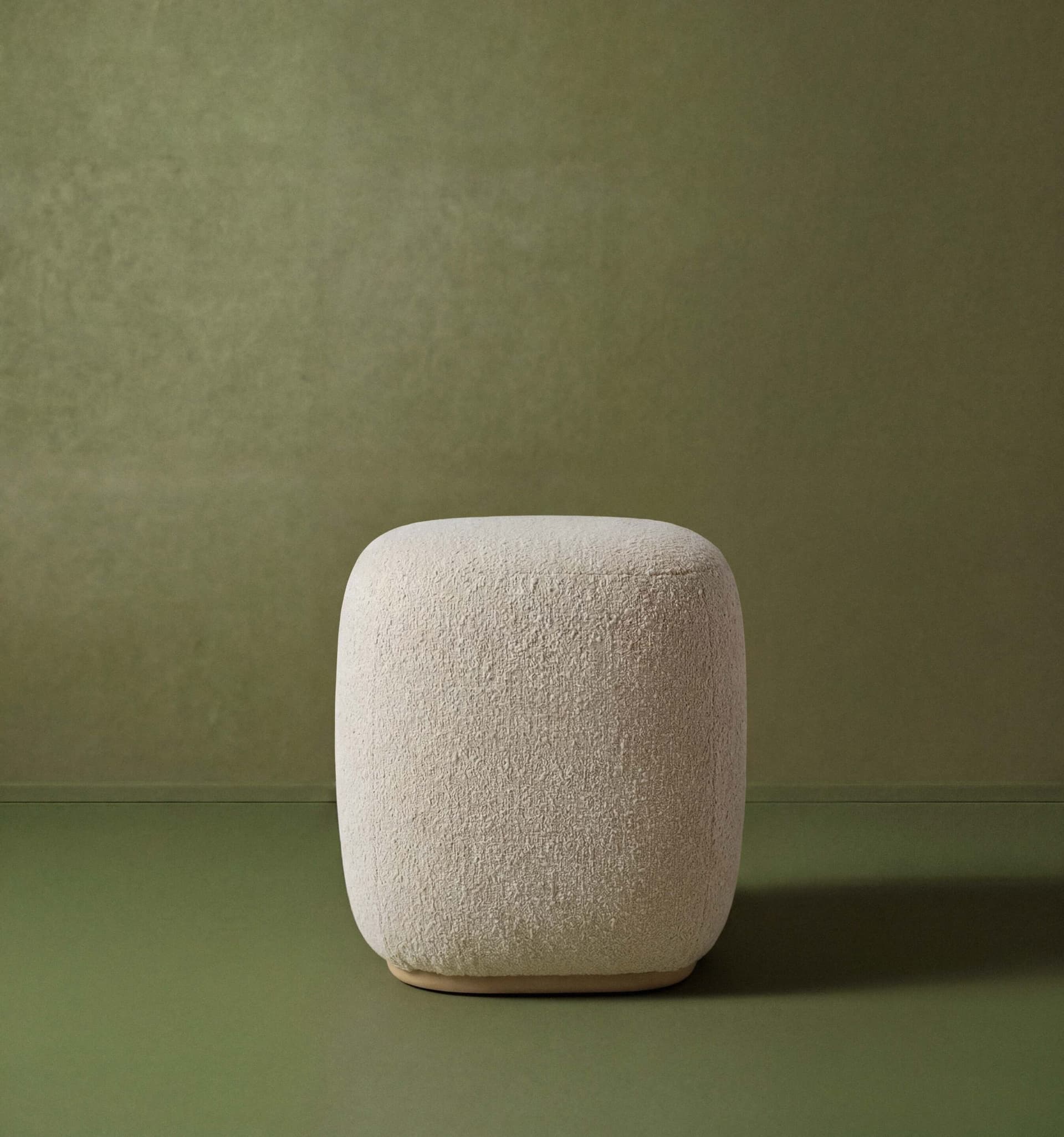 Secolo
LYSA
Square fabric pouf — 4