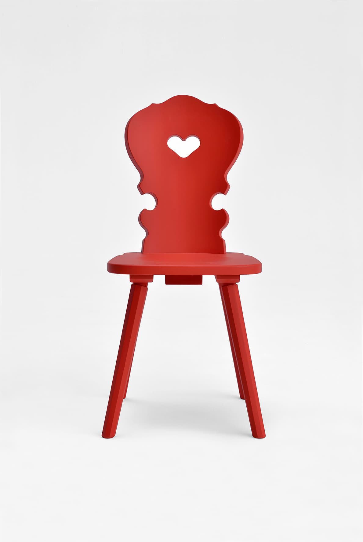 SIPA
VIENNA
Wooden chair — 18