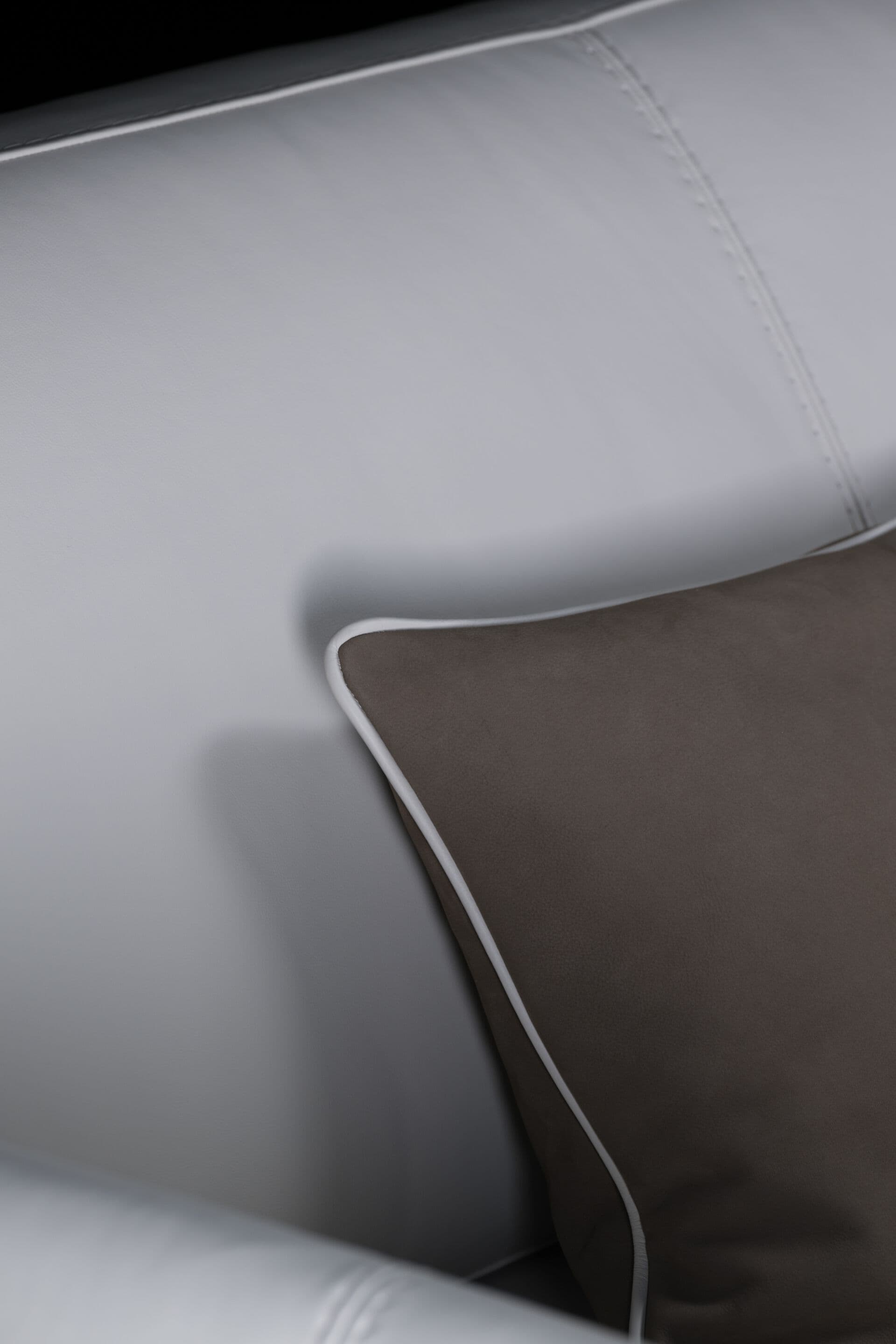 Sit Design
JULIA
Sofa — 16