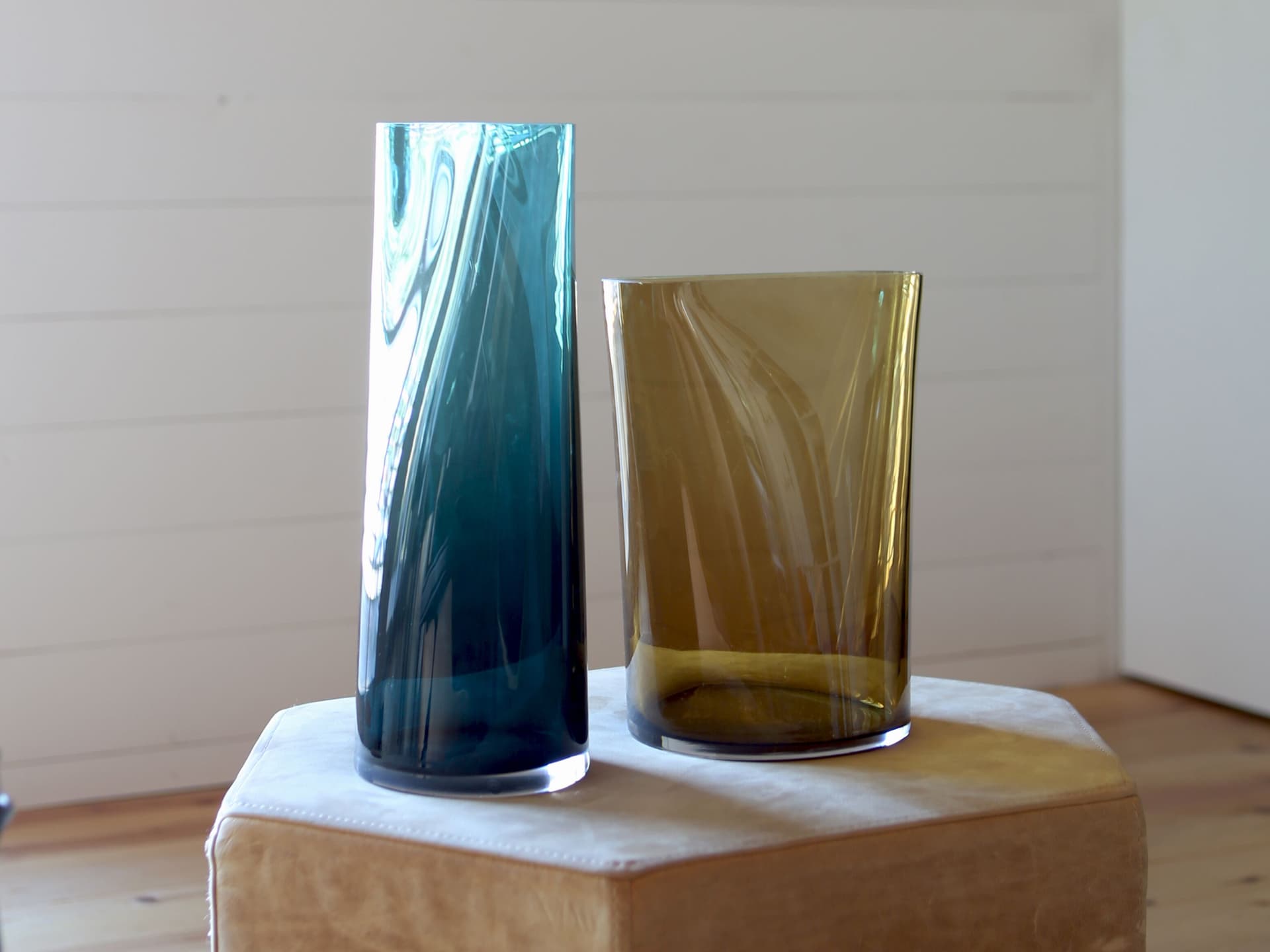 SkLO
PINCH
Blown glass vase — 1
