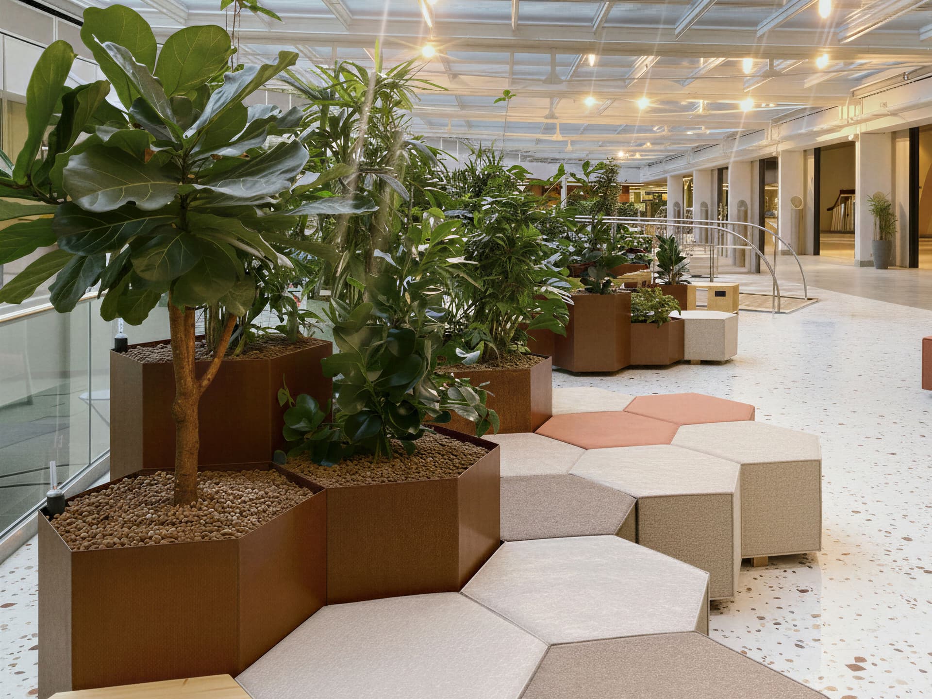 Smarin
CH&CH
Modular planter — 1
