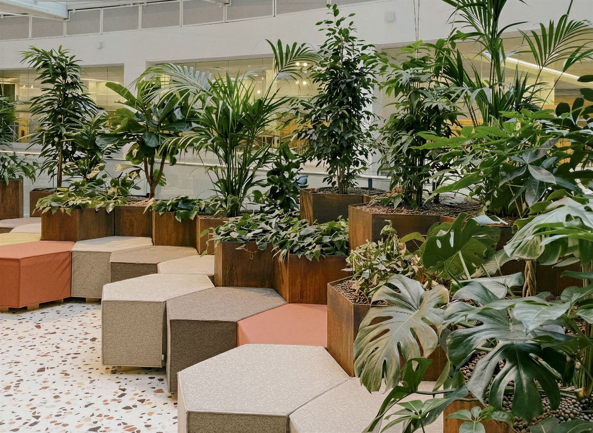 Smarin
CH&CH
Modular planter — 3