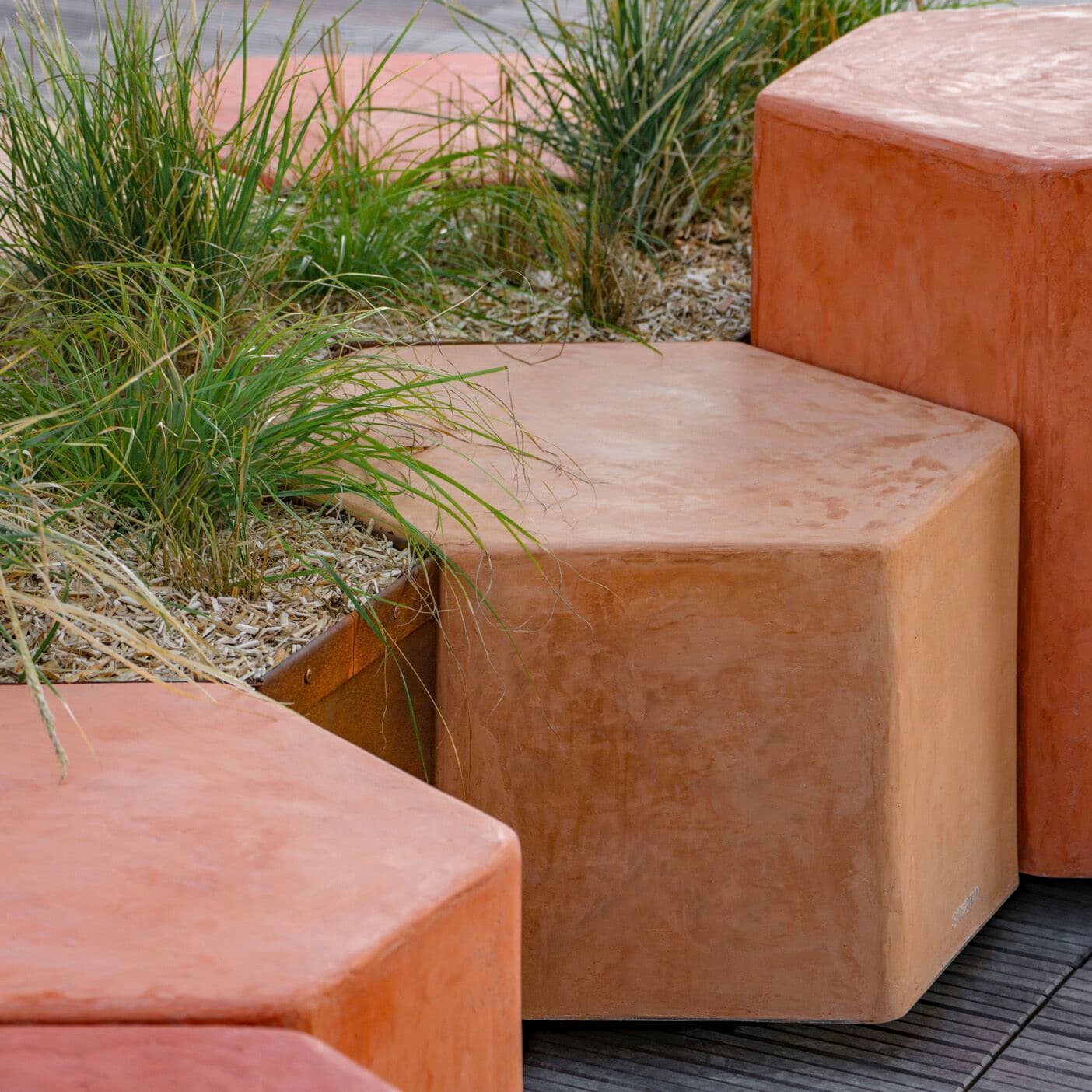 Smarin
CH&CH
Modular planter — 6