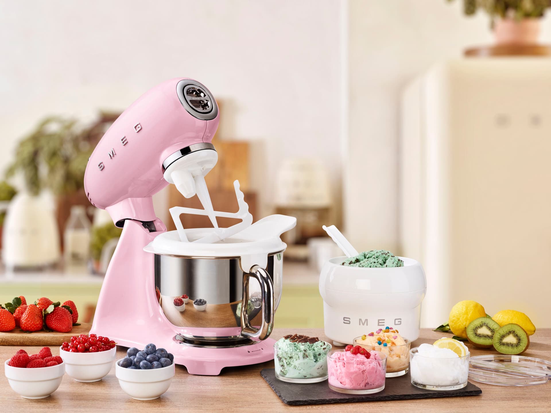 SMEG SMF05 - Настольный миксер — 26