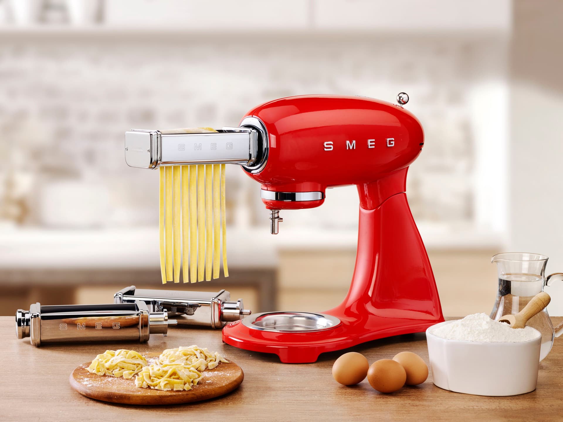 SMEG SMF05 - Настольный миксер — 31