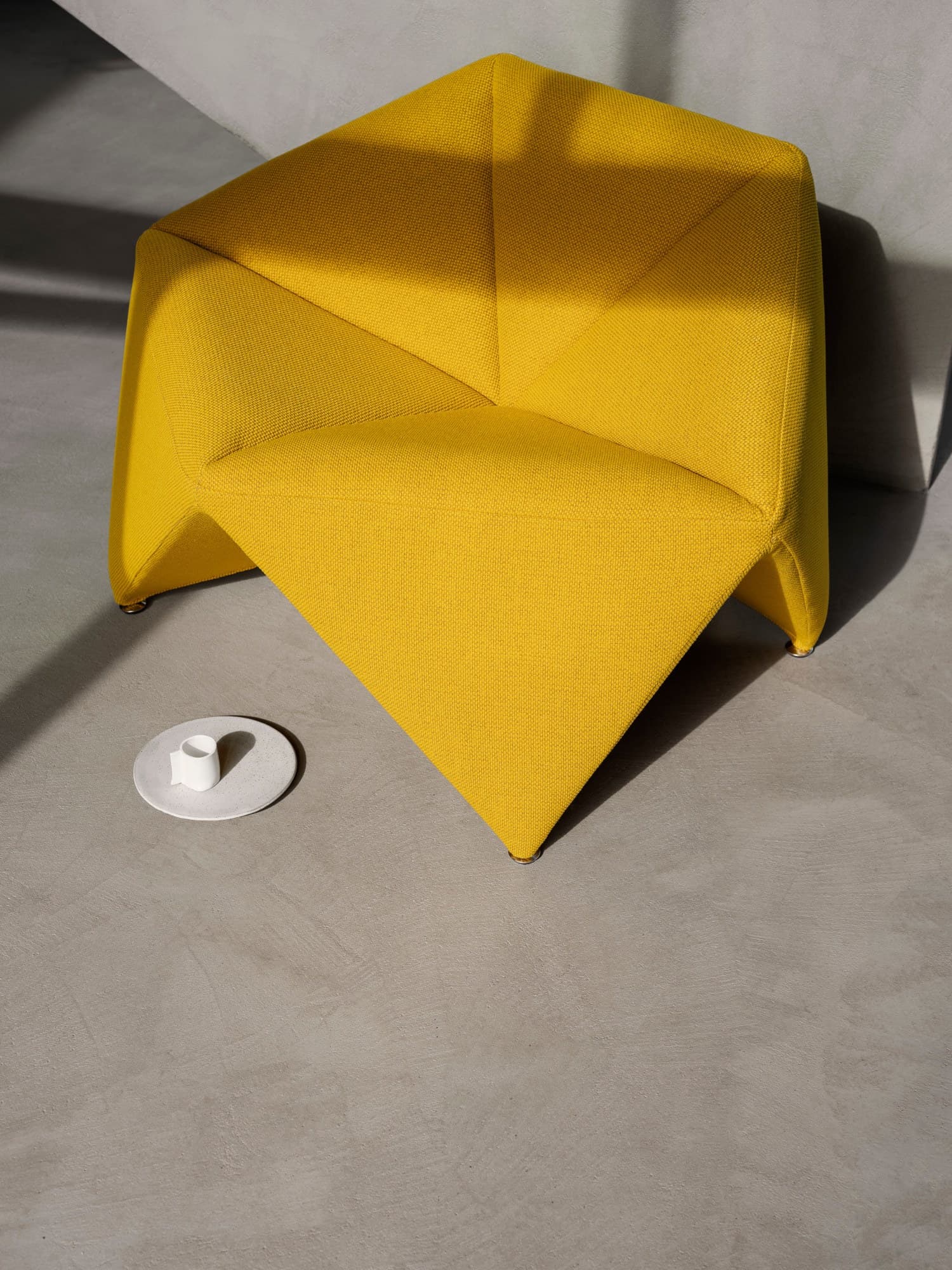 SOFTLINE
FOLD
Fabric armchair — 9