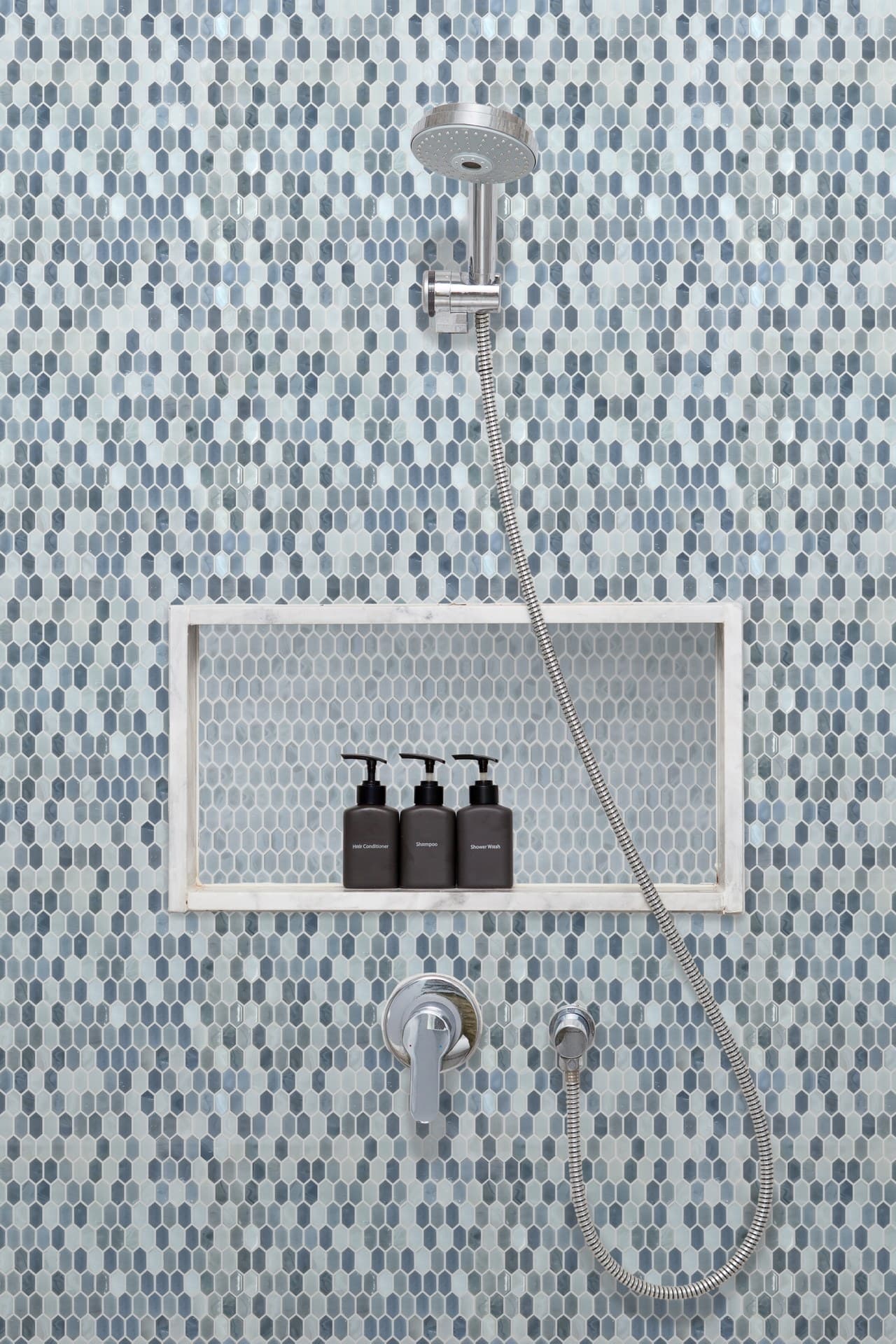 STON
BAGUETTE
Glass paste mosaic — 4