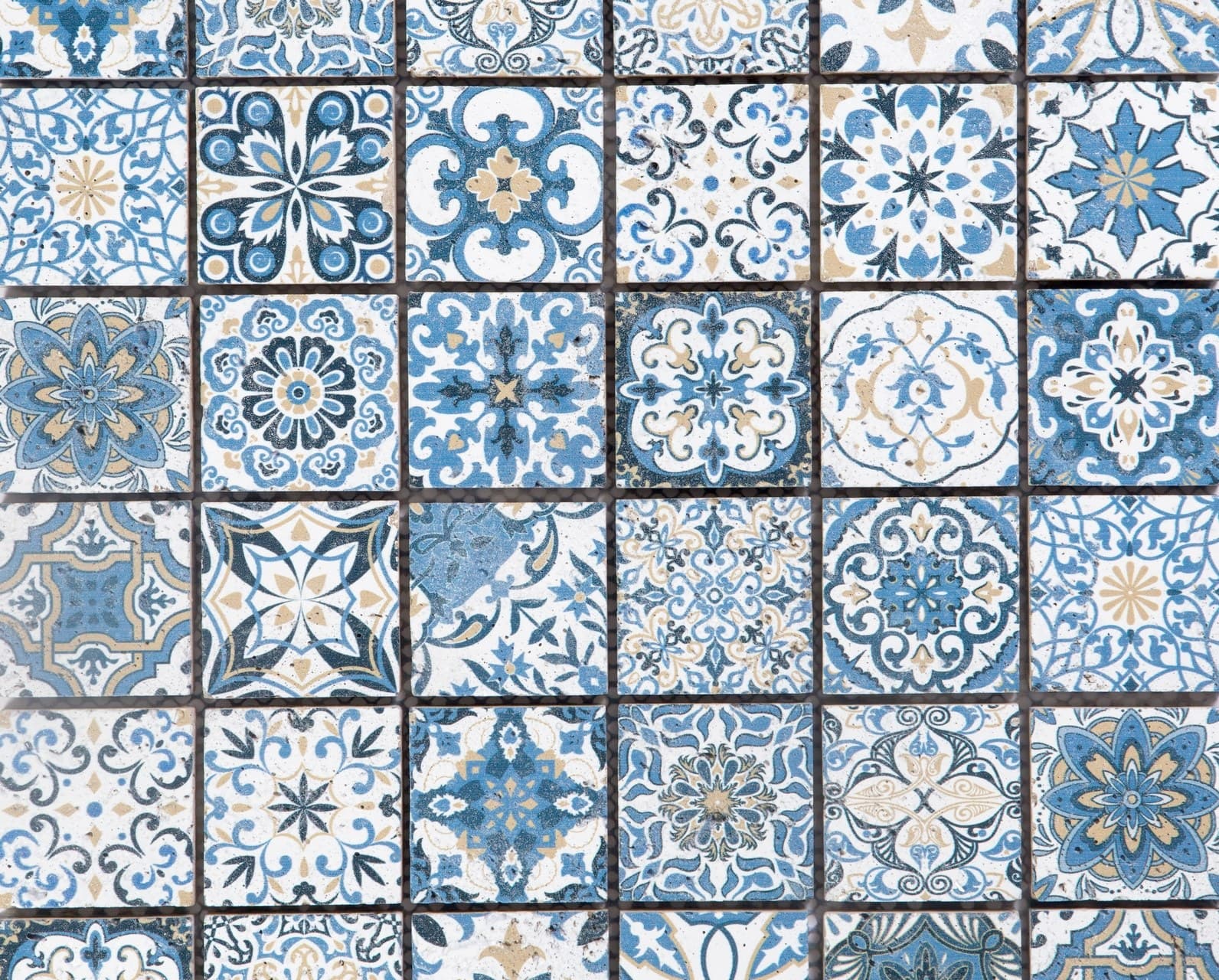 STON
PIAZZA
Natural stone mosaic — 6